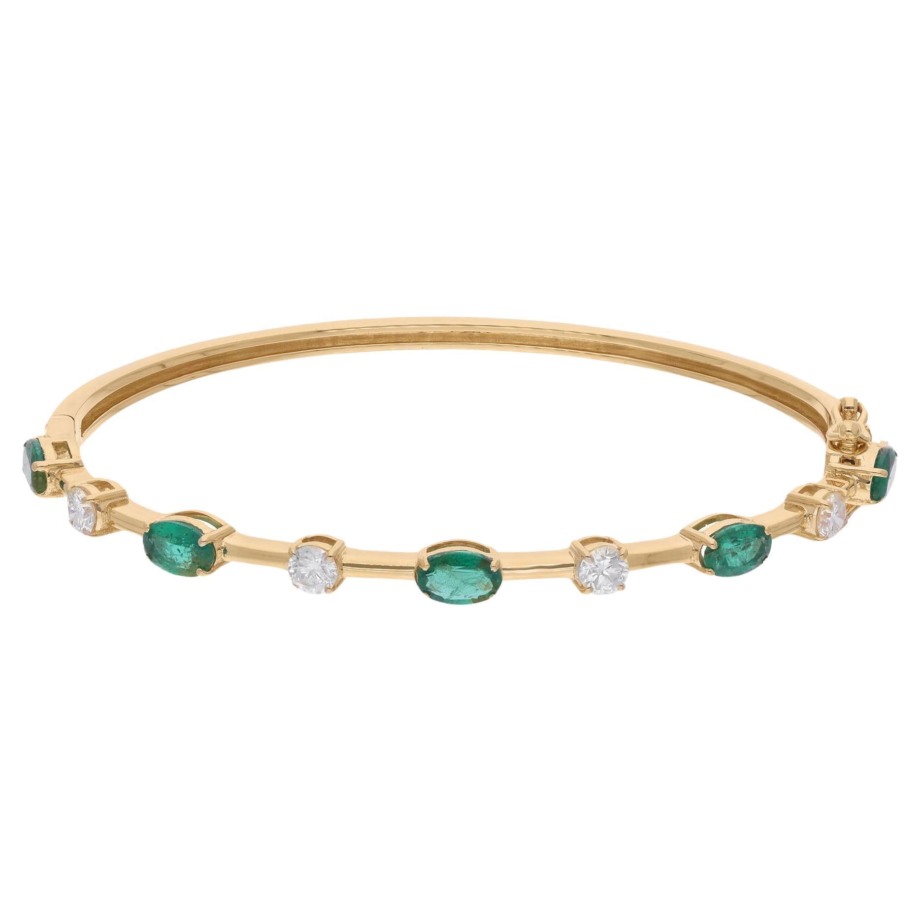 1.93 Carat Zambian Emerald Bangle 0.76 Ct SI/HI Diamond Bracelet 18k Yellow Gold