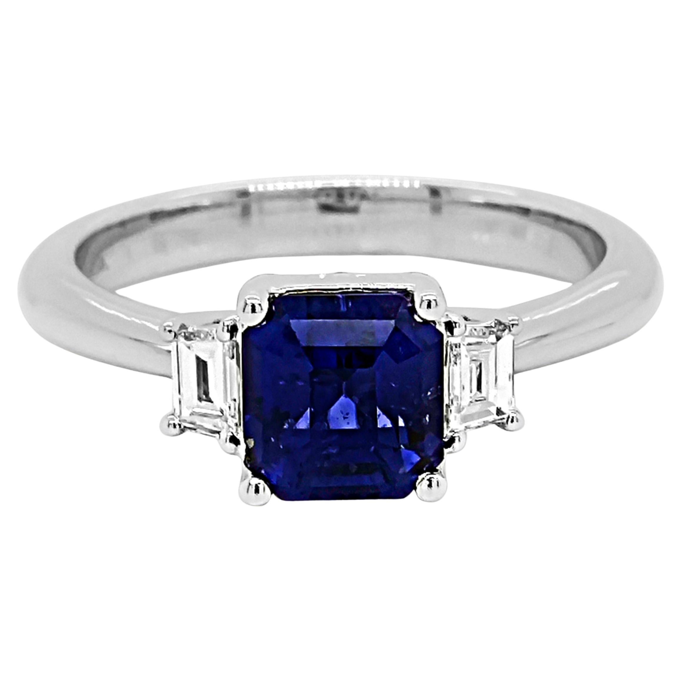 1.93 Carats Sapphire and White Diamond White Gold Ring