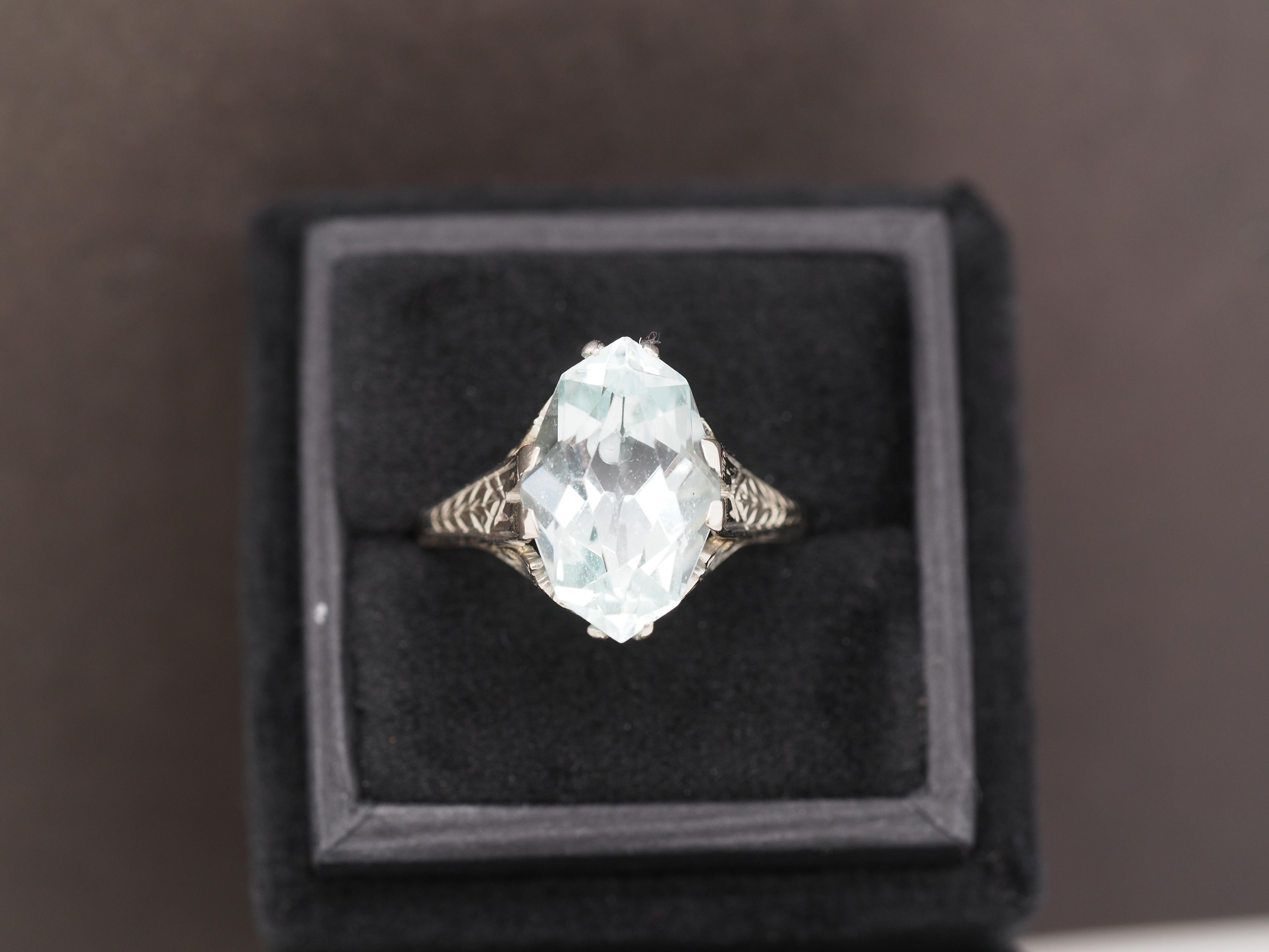 1930 18K White Gold Aquamarine Engagement Ring For Sale 1
