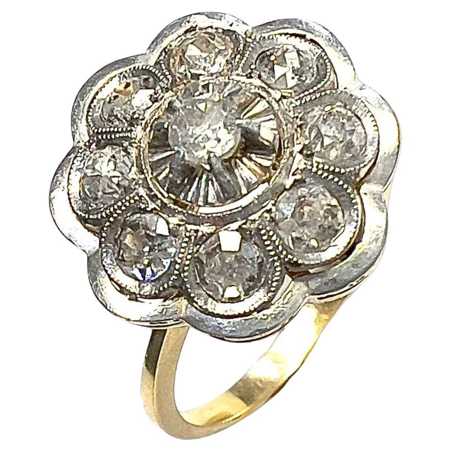 Bague Art déco 1930-1935 en or jaune 18 carats avec diamants en vente