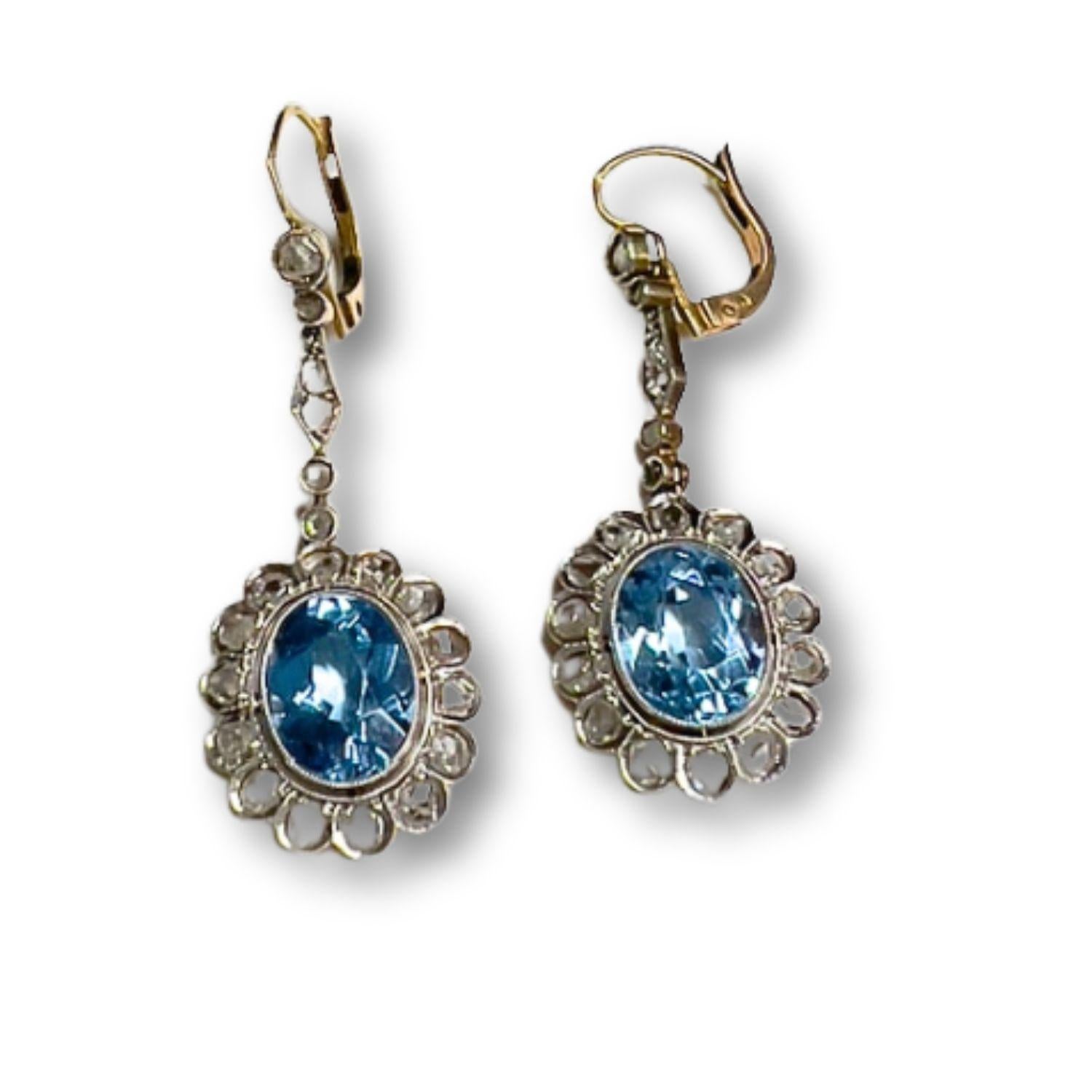 Rose Cut 1930-1935 Style with Diamonds and Blue Topaz Gold and Platinum Earring