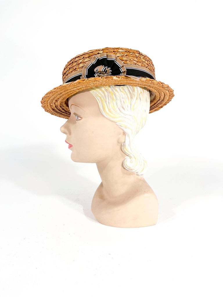 Beige 1930/1940s Woven Straw Boater Perch Hat For Sale