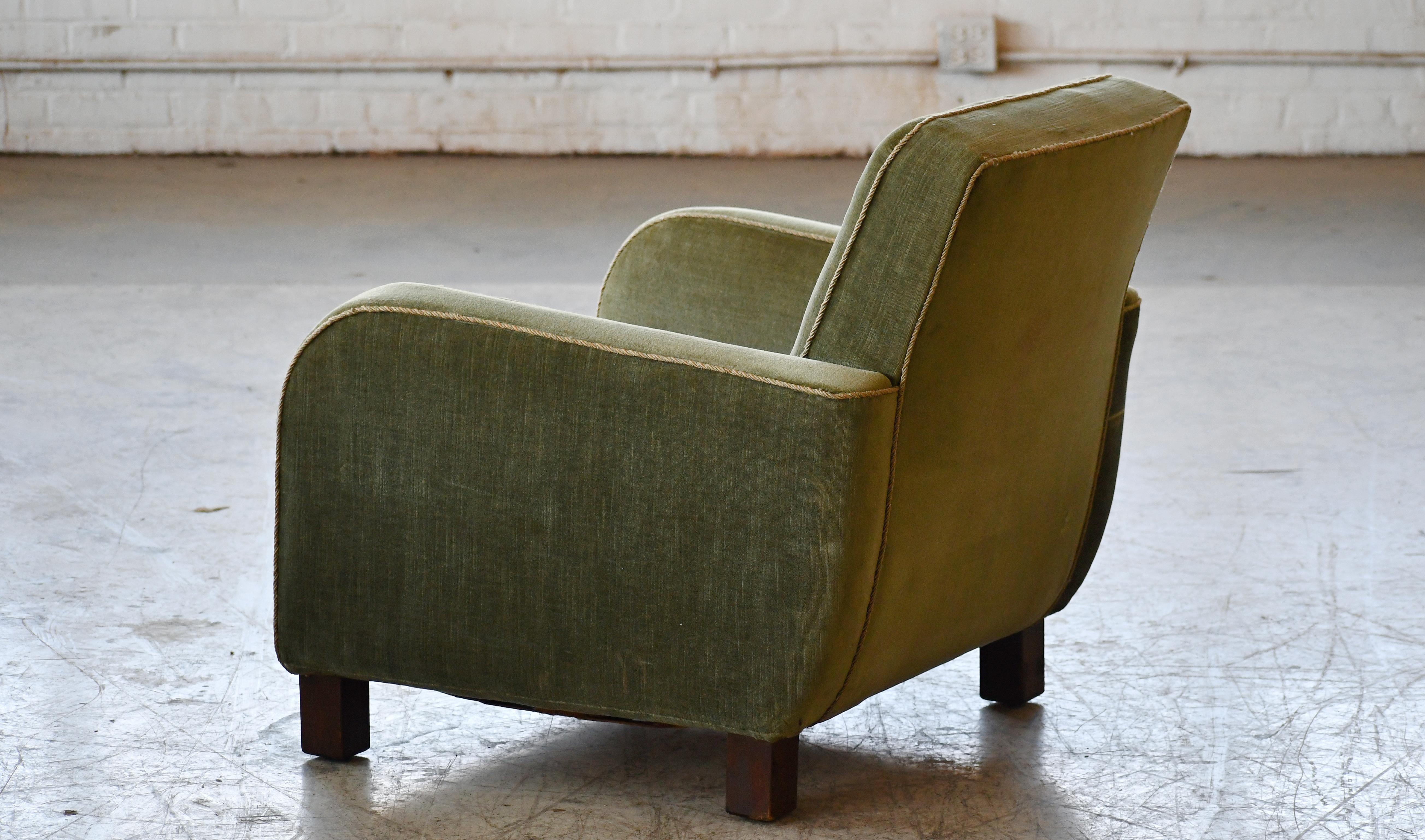 Mid-20th Century 1930-40s Danish Art Deco or Early Midcentury Lounge Chair in Green Mohair For Sale