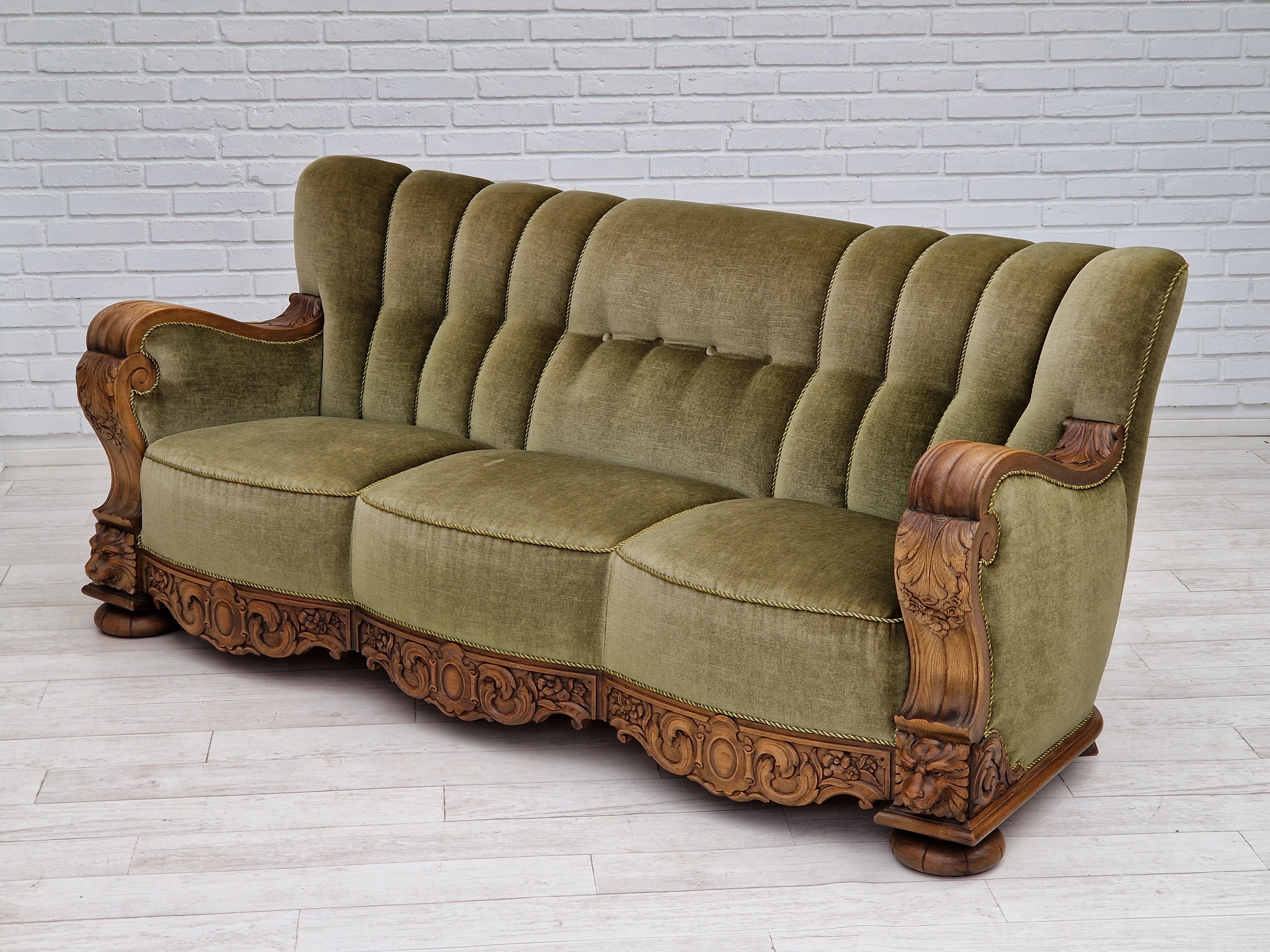 Velvet 1930-50s Danish Art Deco Design, 3 Seater Sofa in Original Green Velour