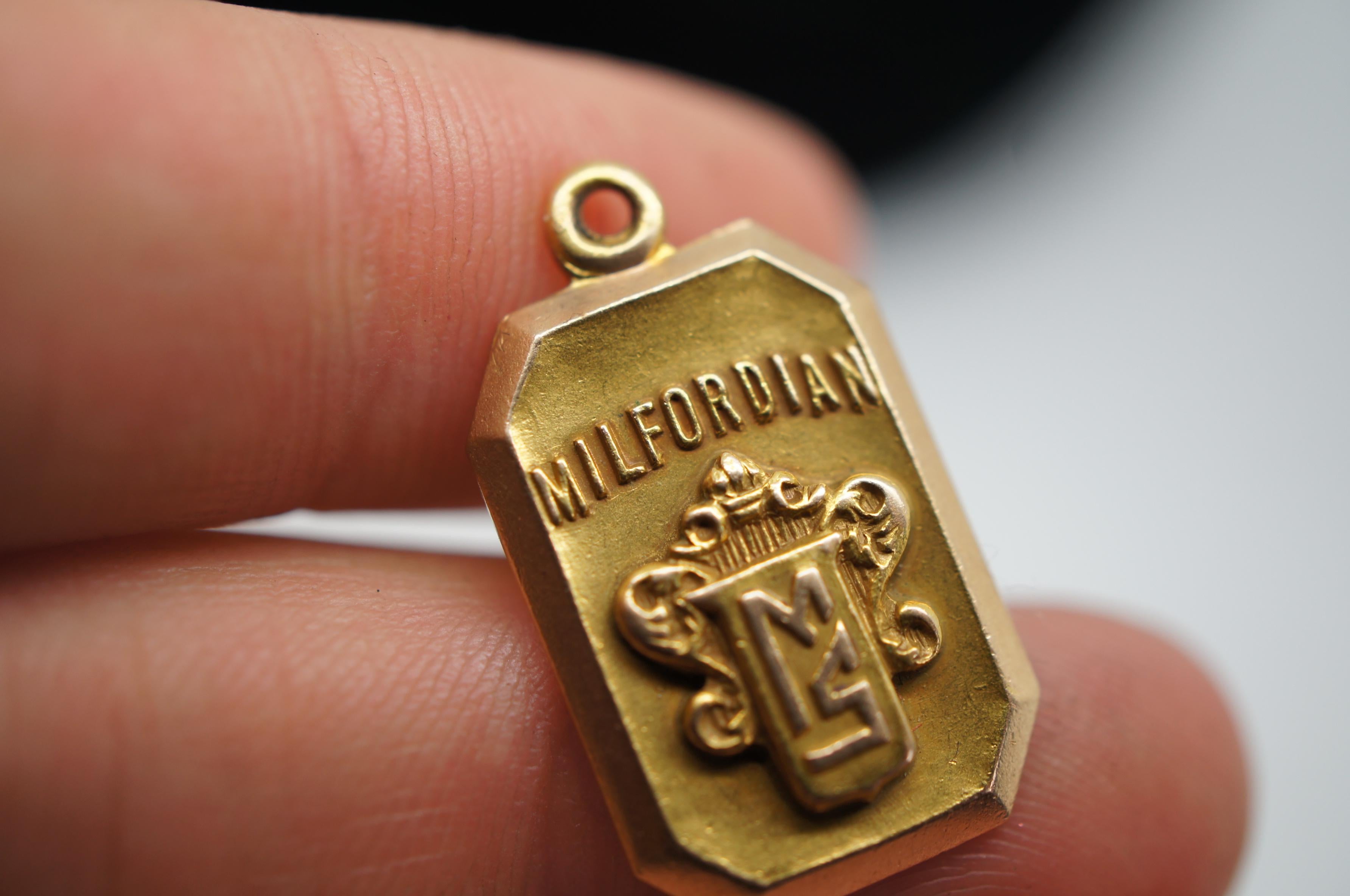 1930 Antique 10K Gold Milfordian Milford School Crest Charm Panikoff 3.8g 1