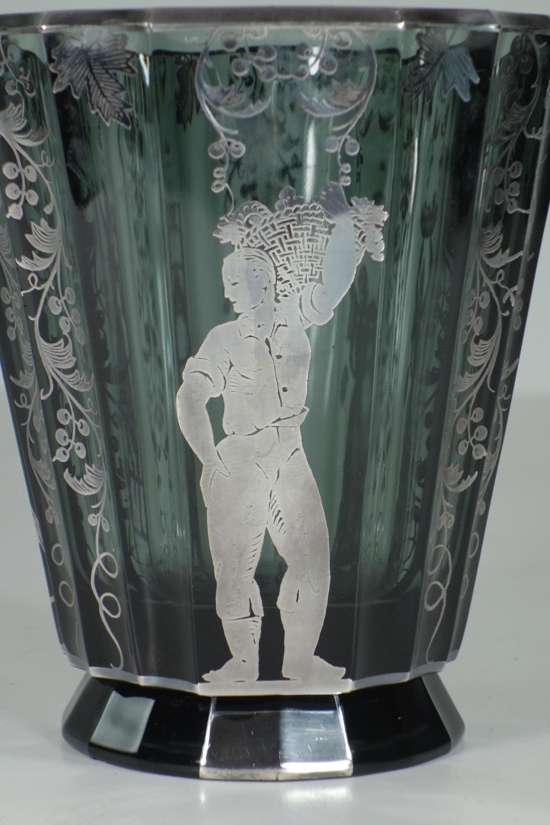 1930 Arrigo Finzi Vaso in vetro argentato Art Deco In condizioni buone in vendita a Brescia, IT