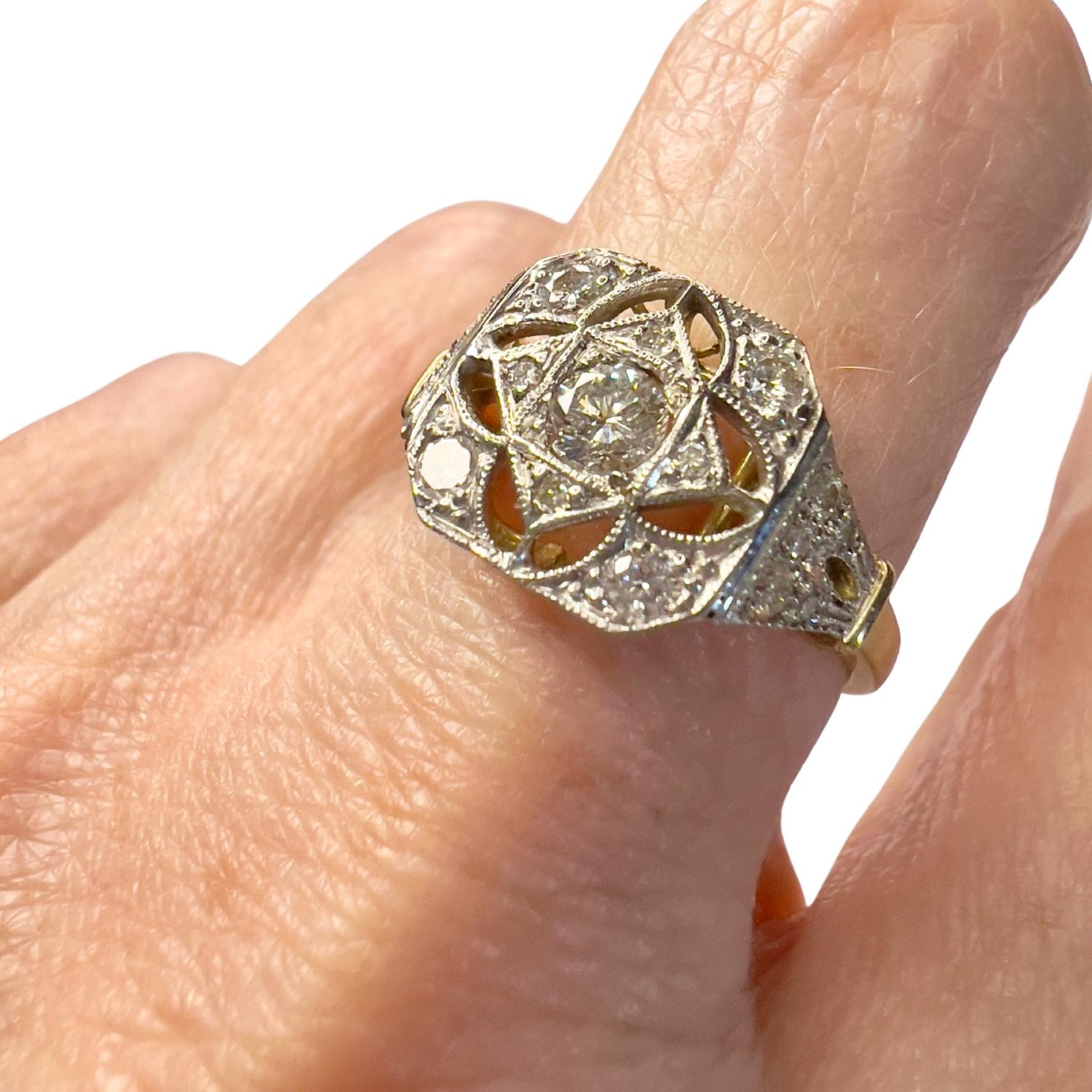 1930 Anillo Art Déco 0,74 ct Diamantes Oro 18k en venta 5