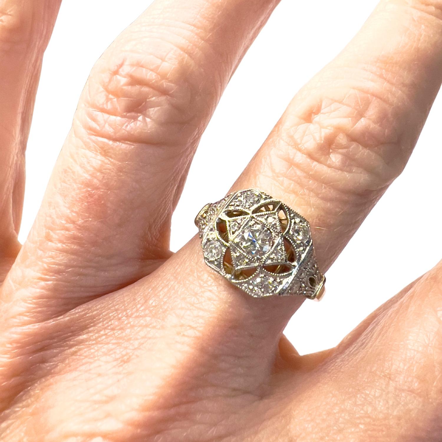 1930 Anillo Art Déco 0,74 ct Diamantes Oro 18k en venta 6