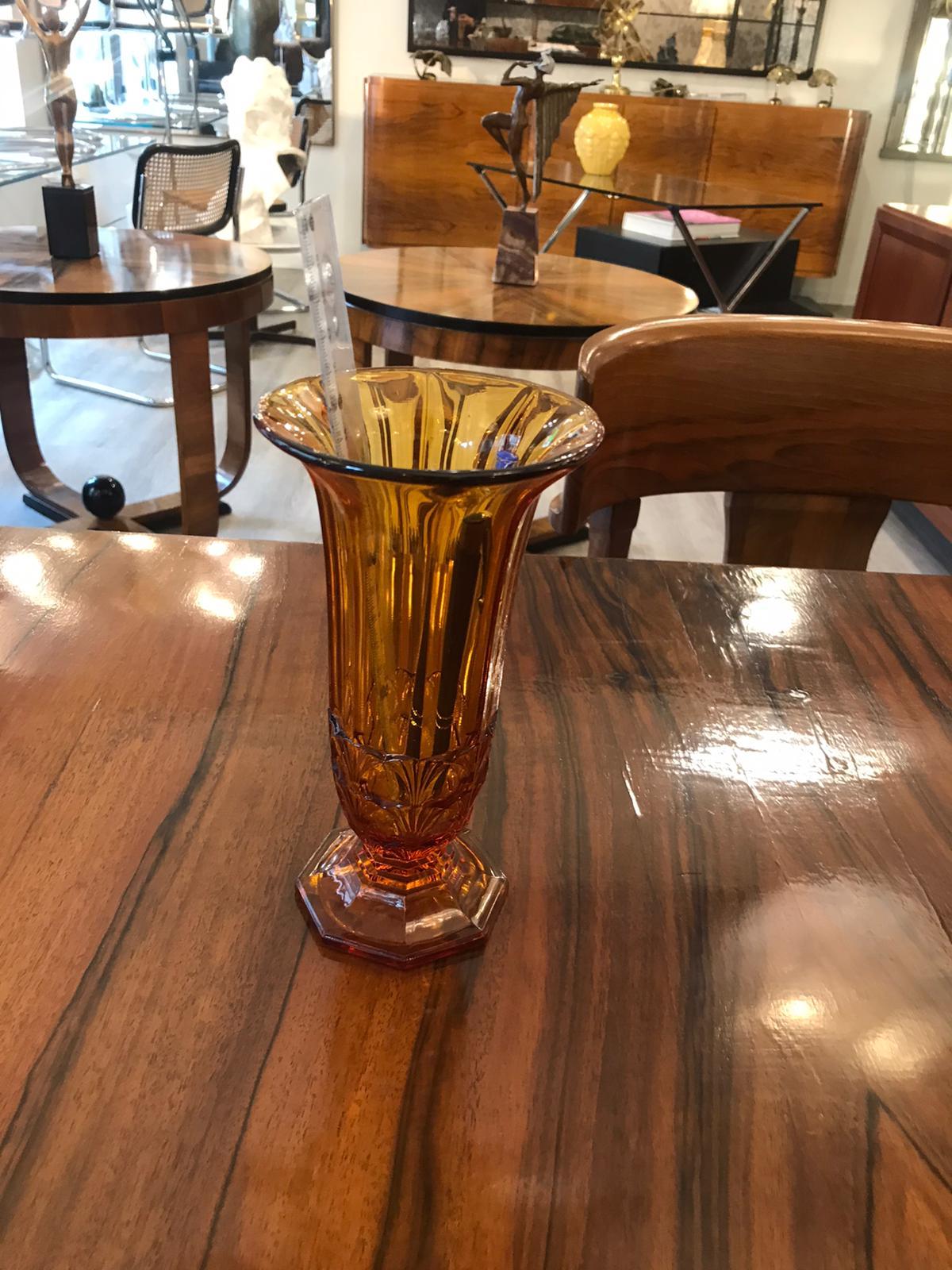 1930 Art Deco Belgian Small Amber Color Vase 8