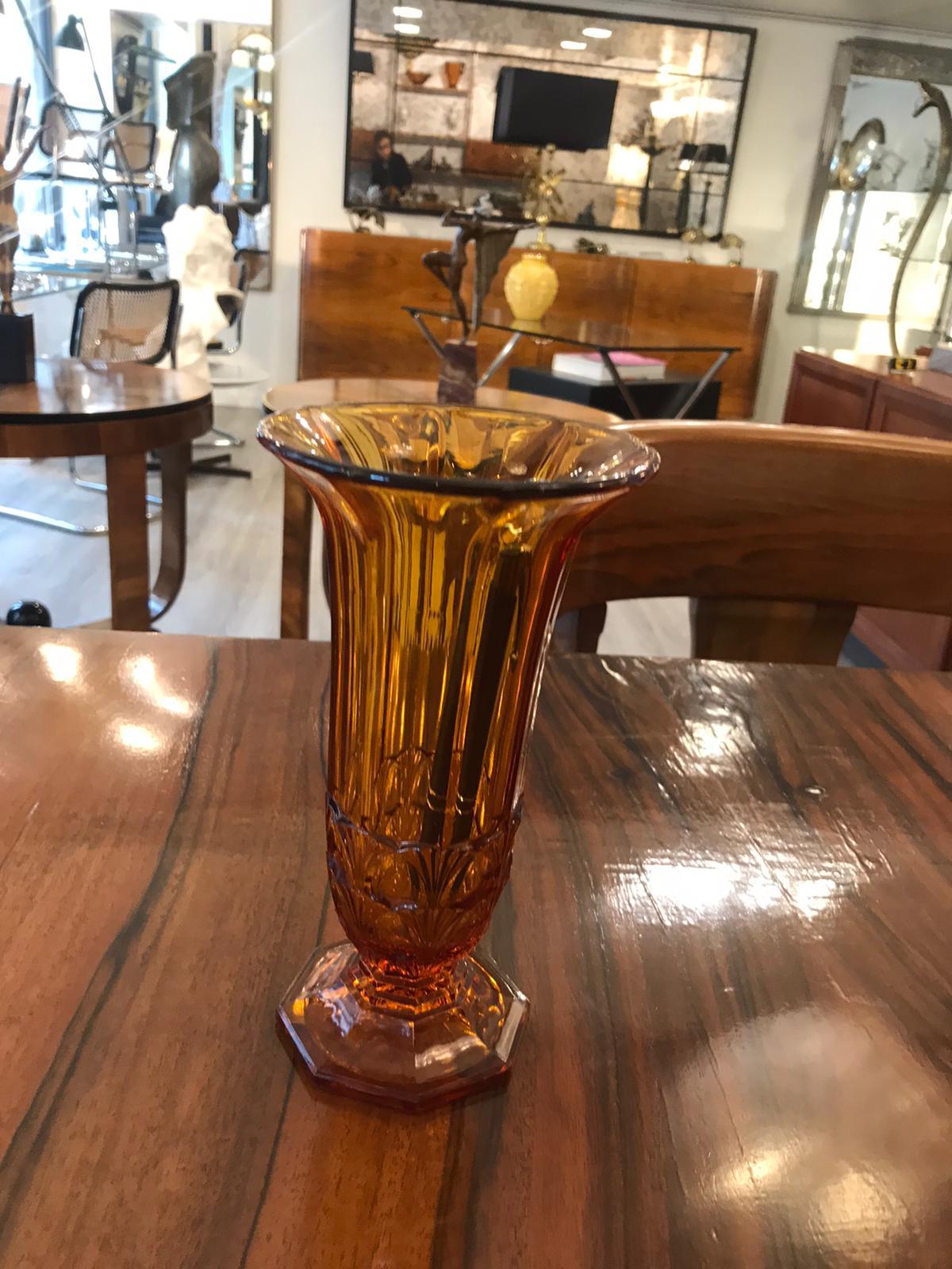 1930 Art Deco Belgian Small Amber Color Vase 9