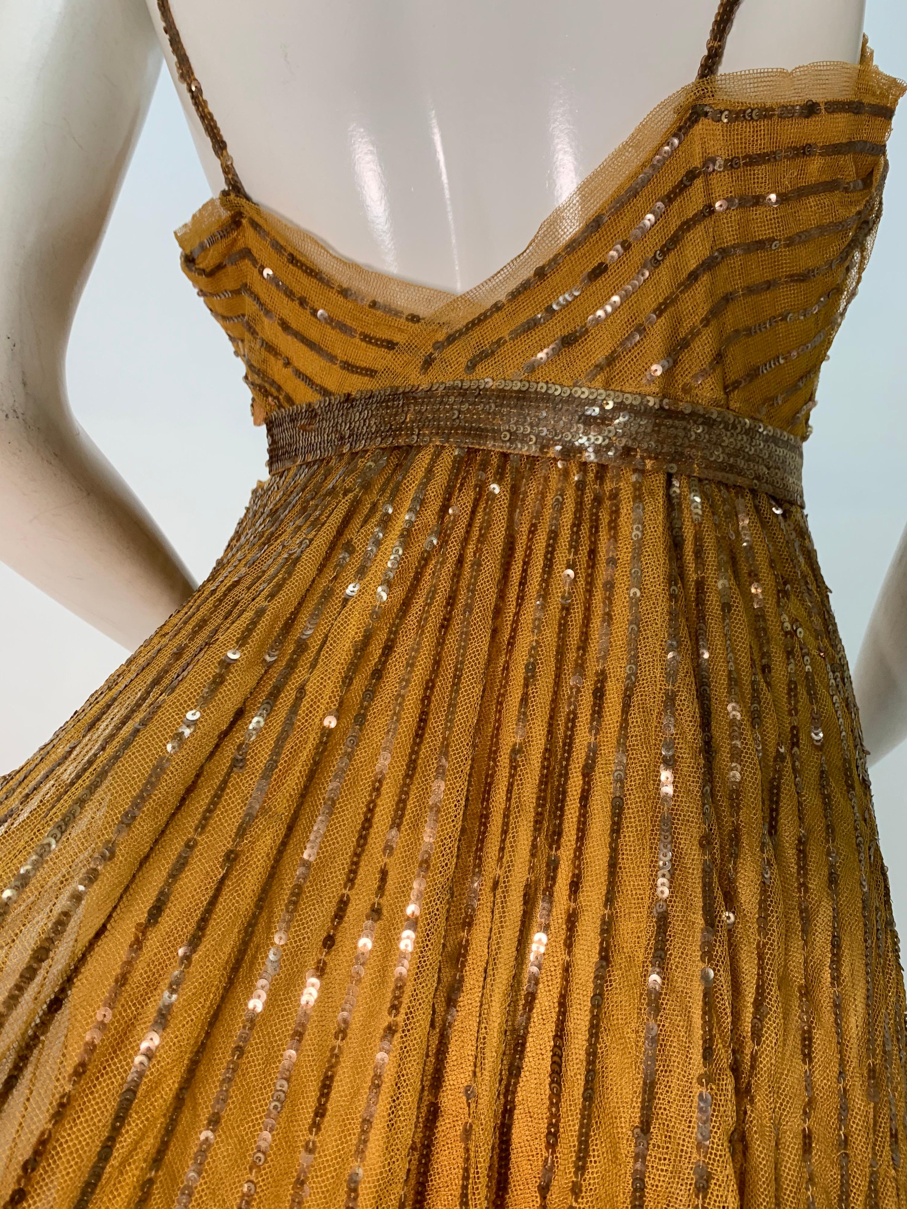 1930 Art Deco Golden Silk Net & Sequin Hollywood Starlet Gown For Sale 6