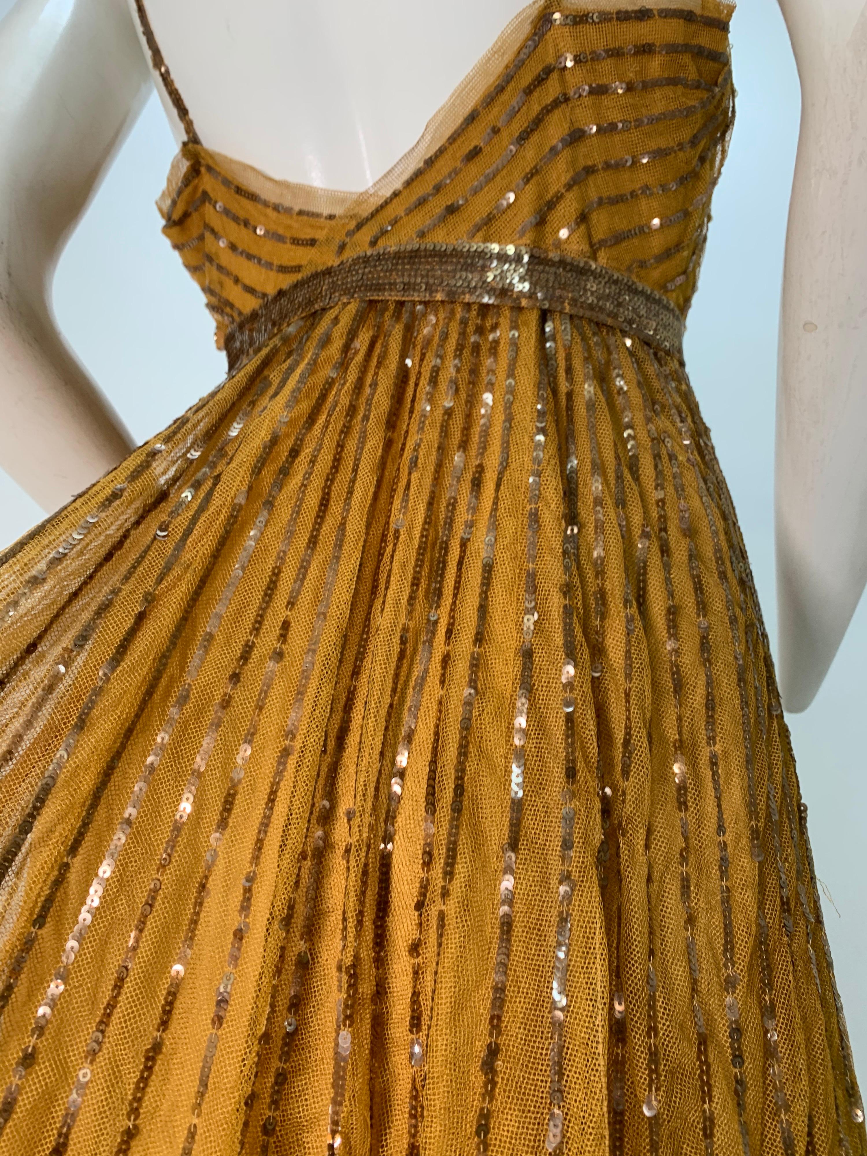 1930 Art Deco Golden Silk Net & Sequin Hollywood Starlet Gown For Sale 7