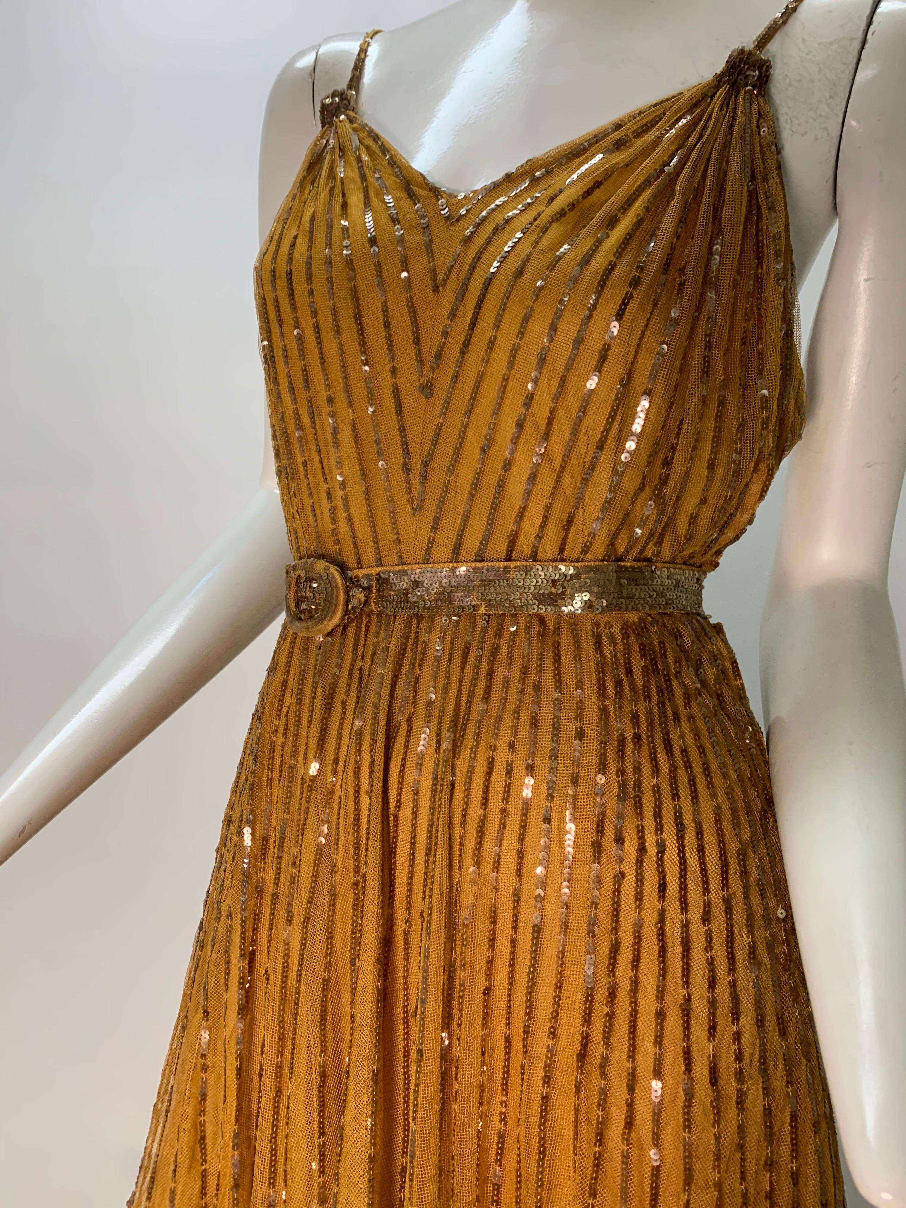 1930 Art Deco Golden Silk Net & Sequin Hollywood Starlet Gown For Sale 7