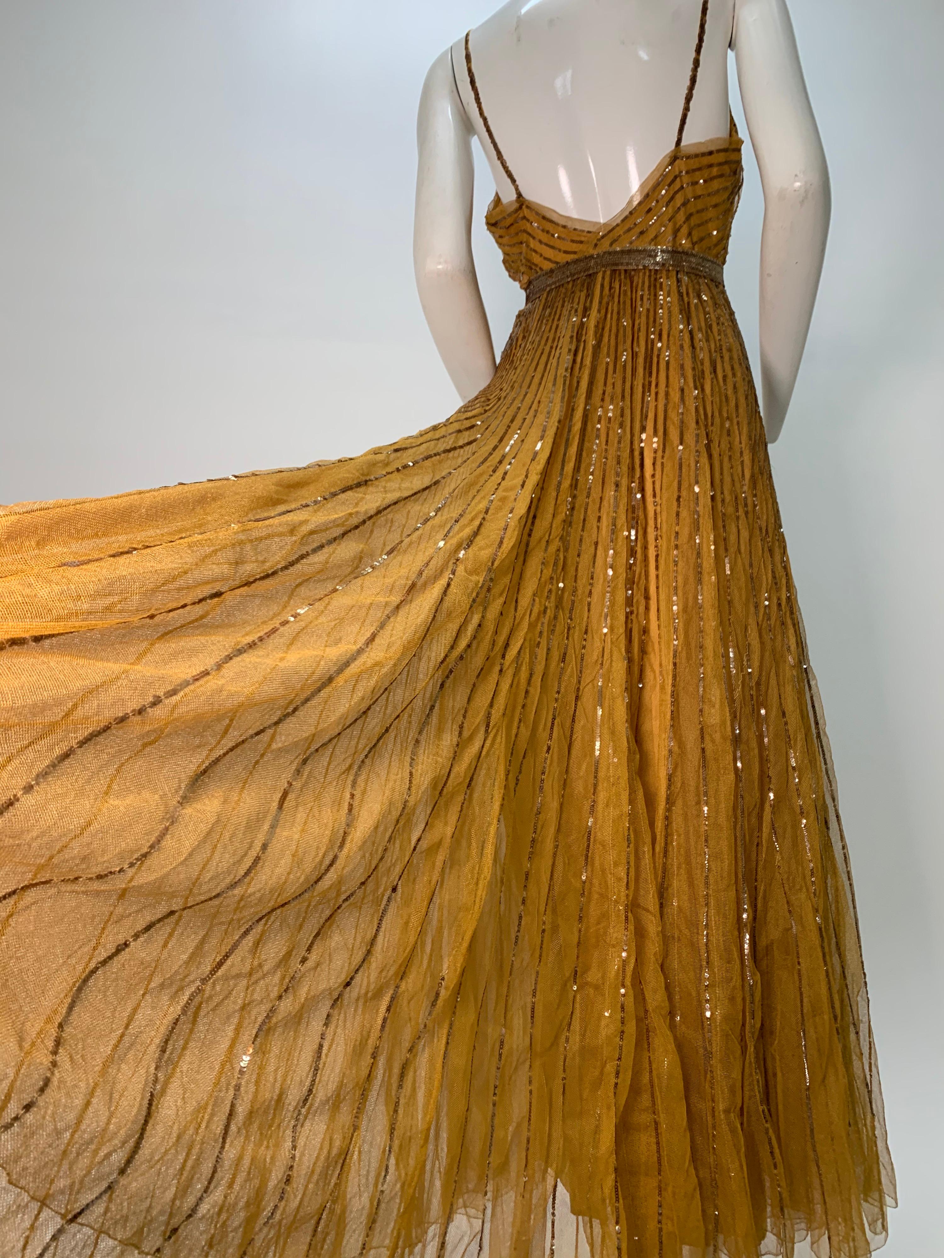 1930 Art Deco Golden Silk Net & Sequin Hollywood Starlet Gown For Sale 5