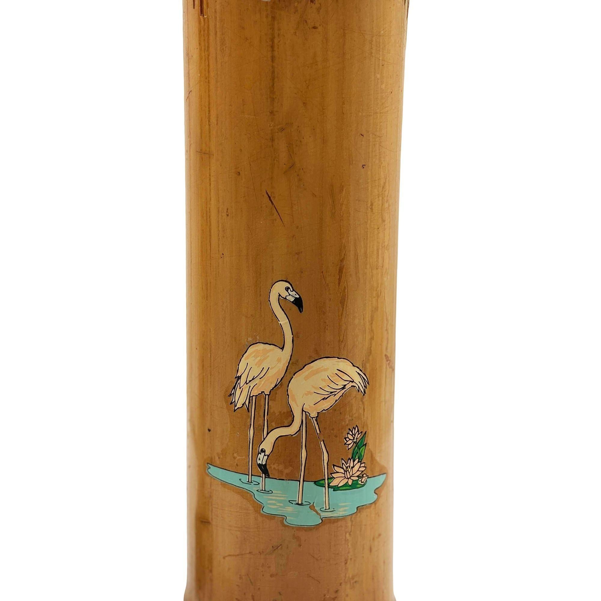 1930 Art Deco Rosa Flamingo Delta Chi Leges Bruderschaft Bambus Vase (Mitte des 20. Jahrhunderts) im Angebot