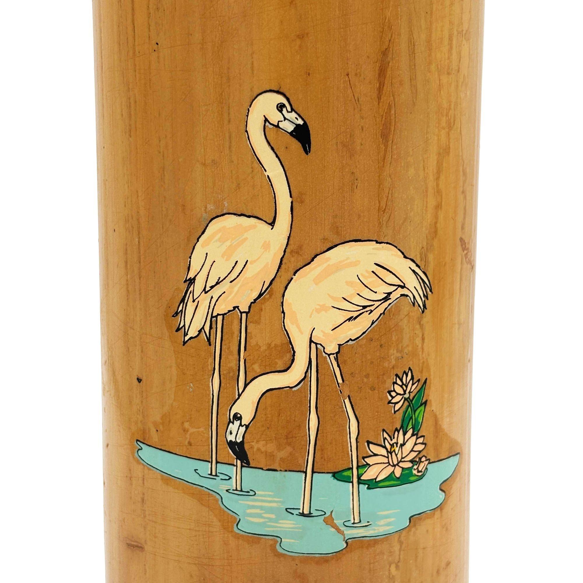 1930 Art Deco Rosa Flamingo Delta Chi Leges Bruderschaft Bambus Vase im Angebot 1