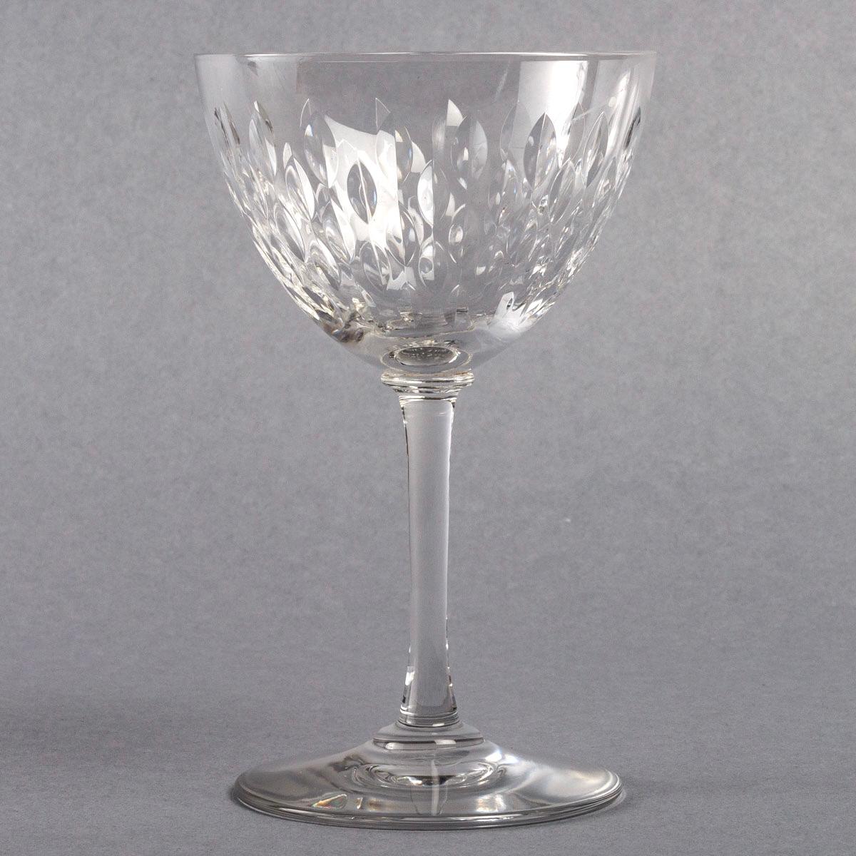 1930 Baccarat 42 Pieces Crystal Paris Set of 40 Glasses 1 Decanter 4