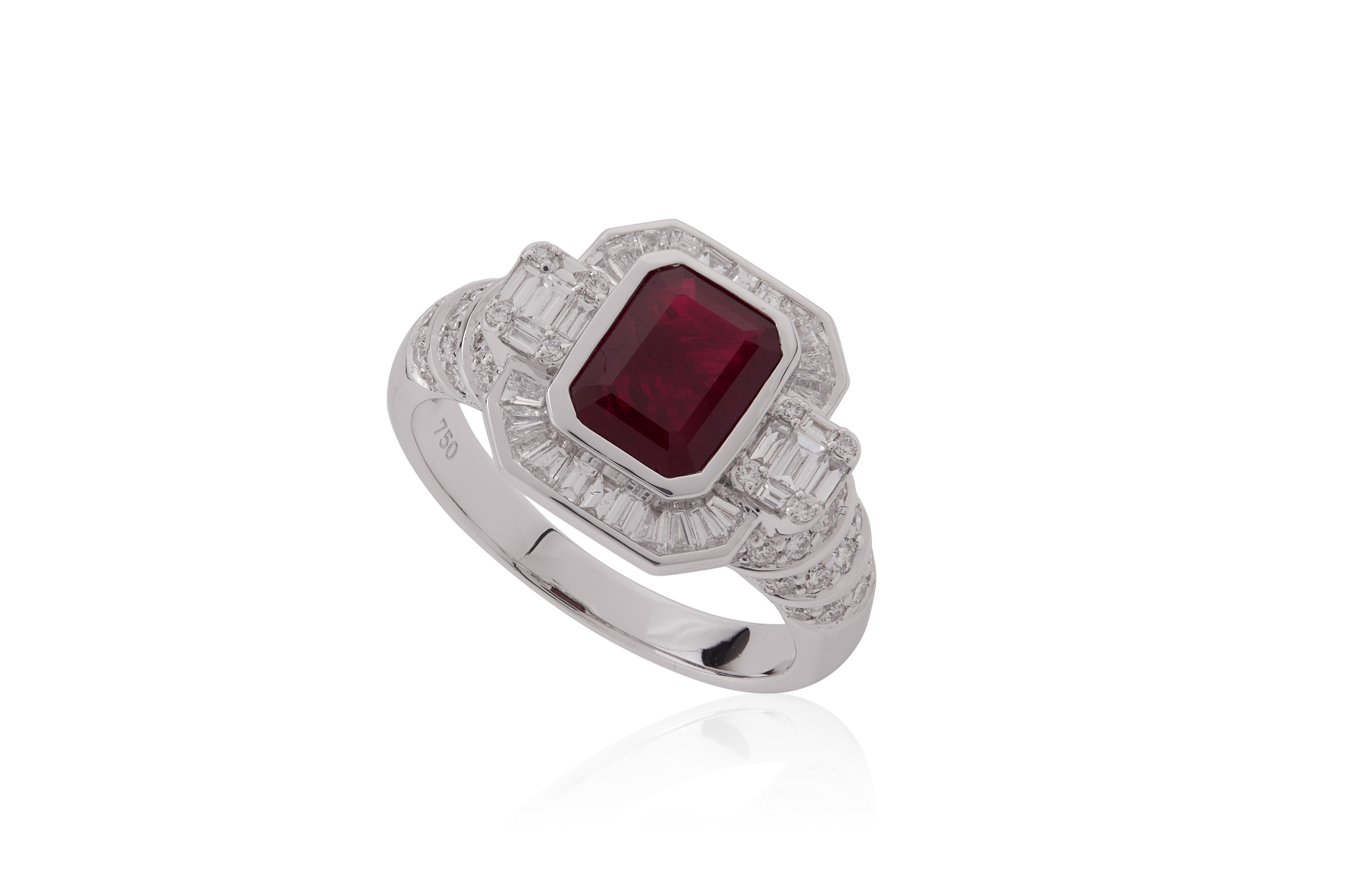 1.930 Carat Ruby with Diamond cut and baguette diamond Ring in 18 Karat Gold For Sale 1
