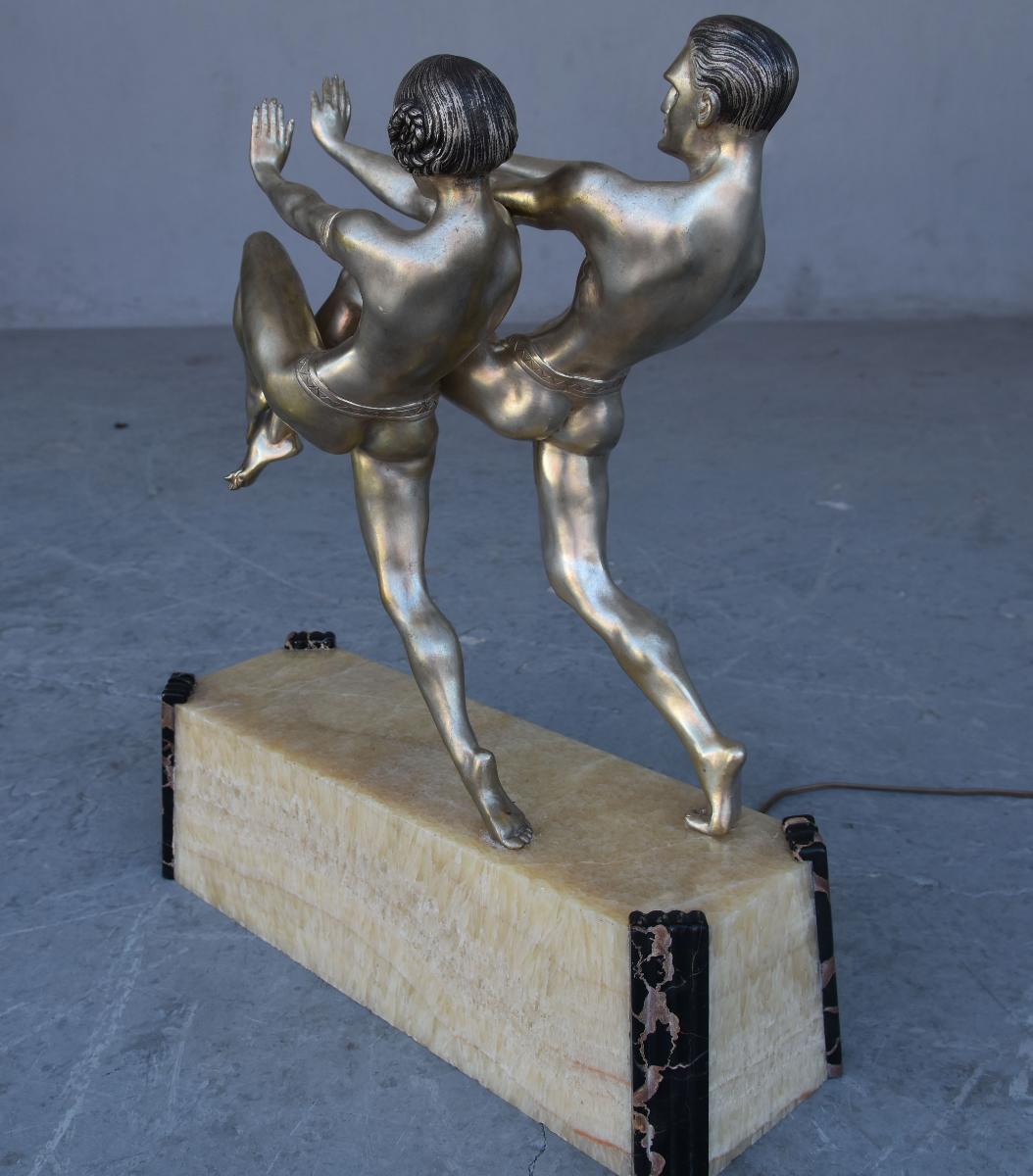 1930 Couple of Russian Dancers Art Deco Bronze Silver Patina Illuminating Base In Fair Condition In Marseille, FR