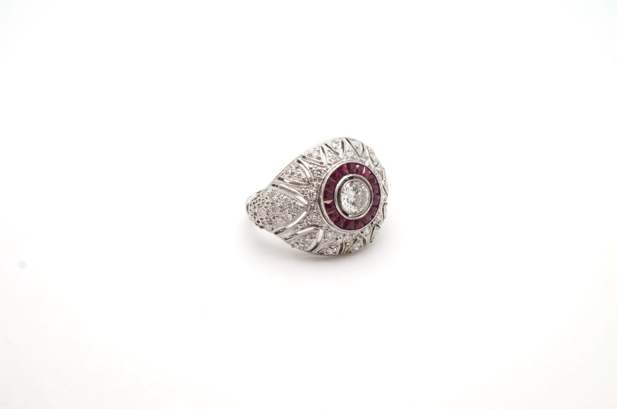Old European Cut 1930 diamonds and rubies ring in platinum For Sale