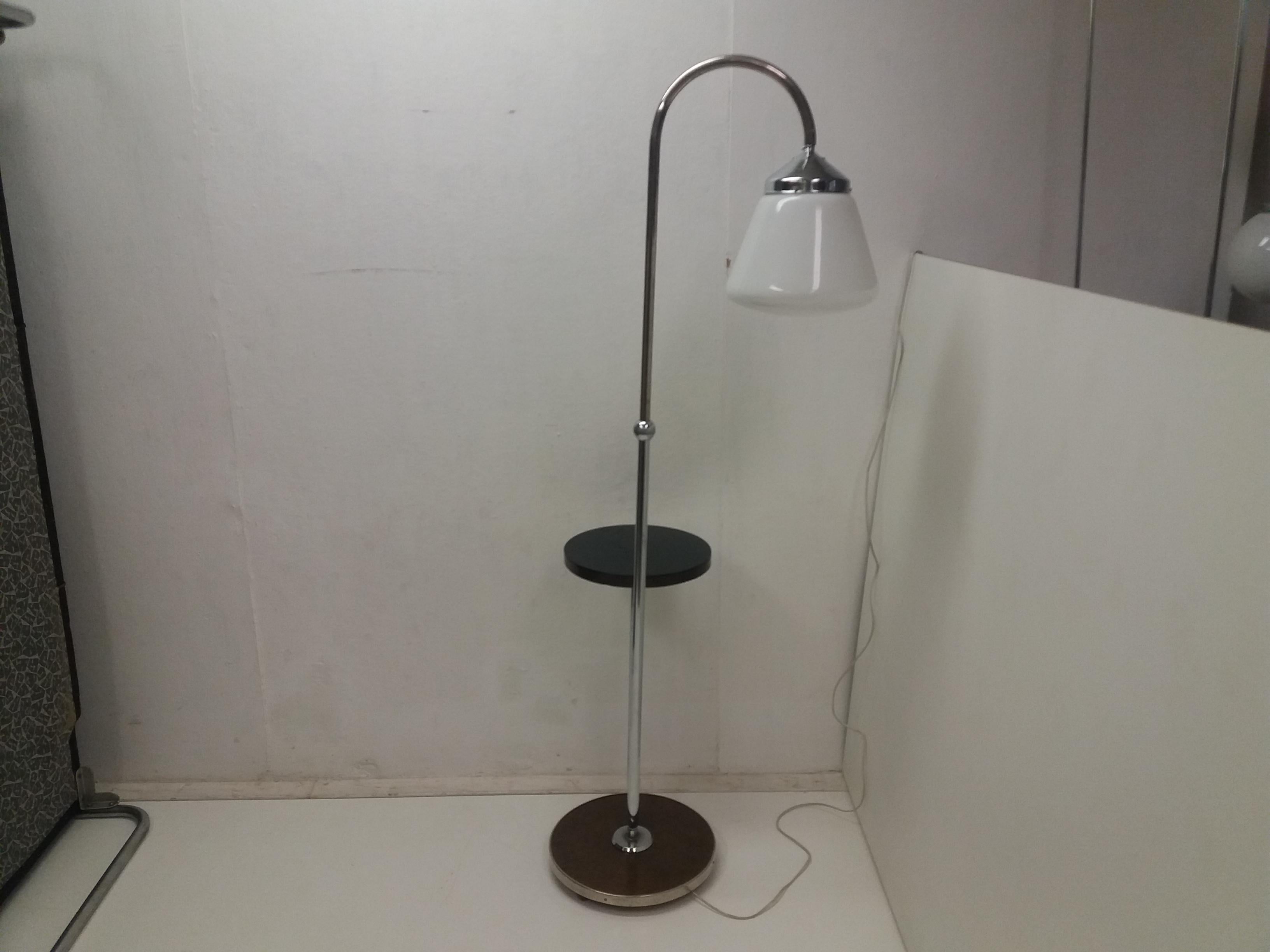 1930 Floor Lamp by Halabala, Czechoslovakia For Sale 12