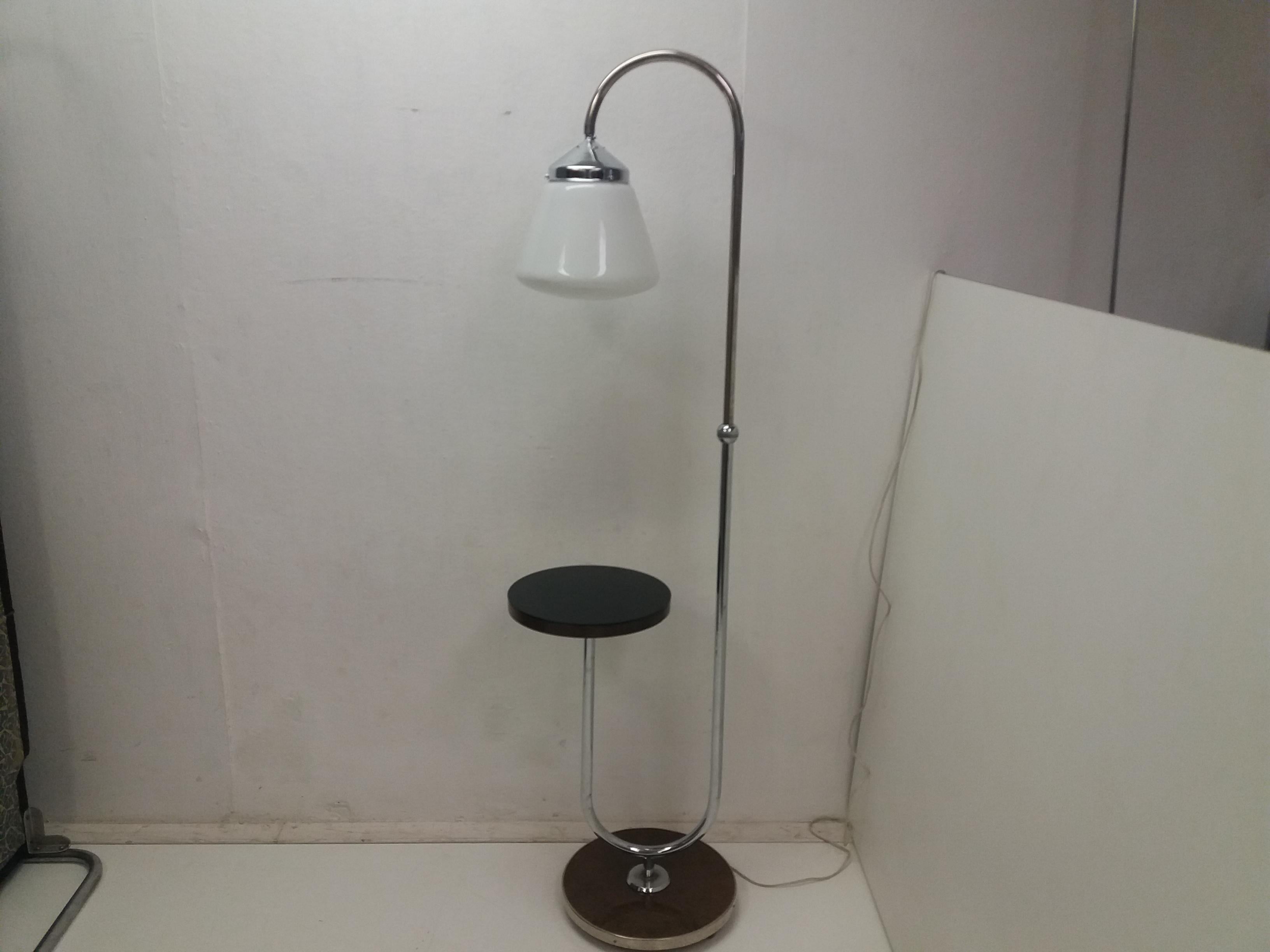 1930 Floor Lamp by Halabala, Czechoslovakia For Sale 3