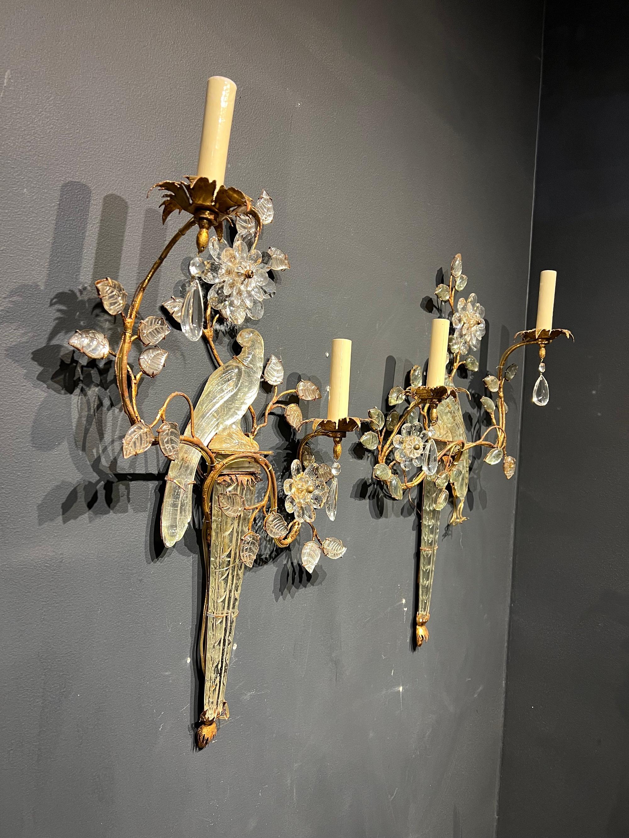 A set of 8 circa 1930 French sconces with mirrored glass birds and leaves. Original gold finish in great condition.
Dimensions
14