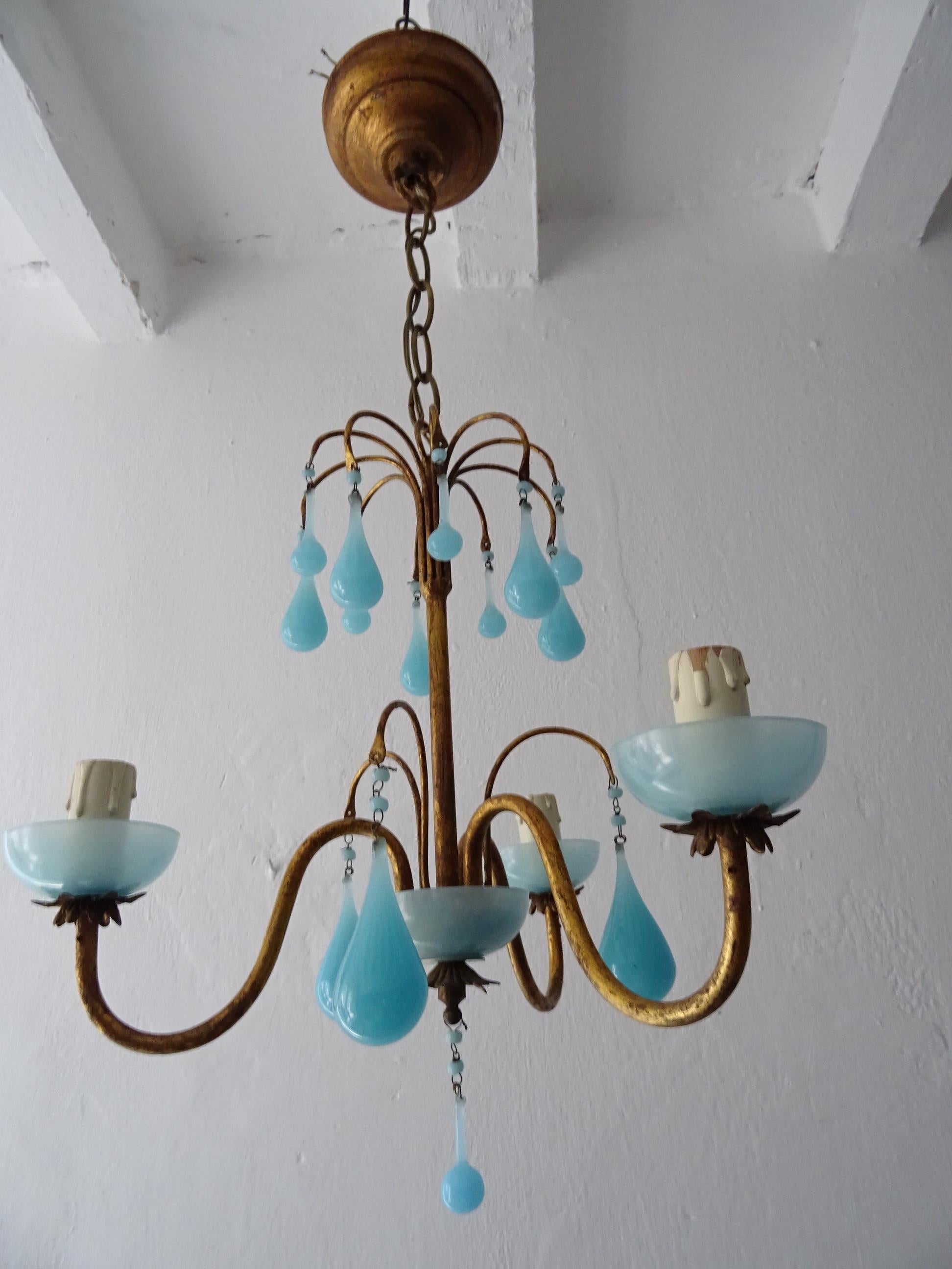 1930 French Blue Opaline Bobeches, Beads and Drops Chandelier In Good Condition For Sale In Firenze, Toscana