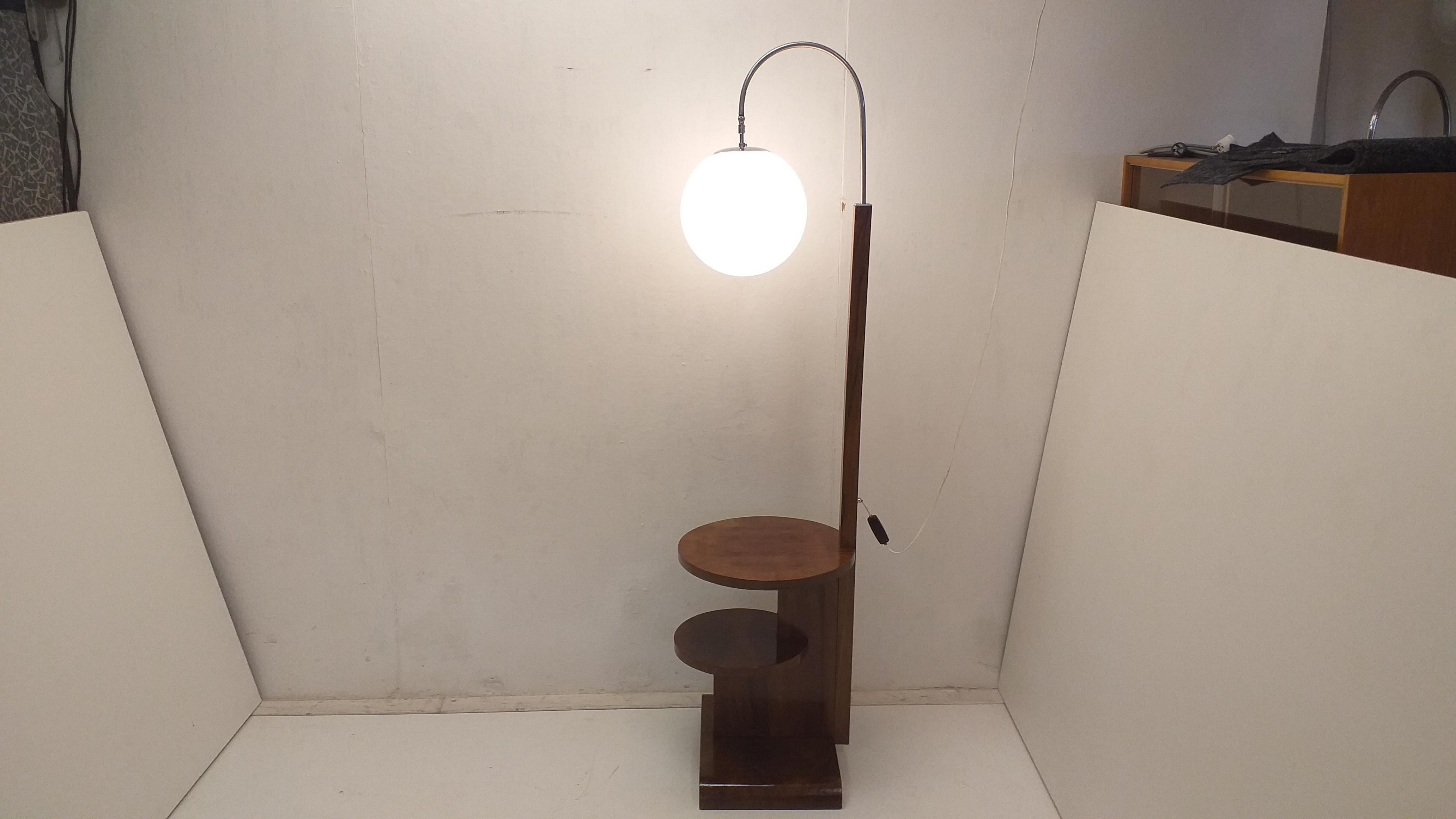 -	Wooden veneered lamp (walnut veneer)
-	period functionalism
-	manufactured by U.P. Czechoslovakia races
-	Preserved and functional condition - new electric. Installation, Wooden construction, chrome-plated metal rotating shade holder, milk glass