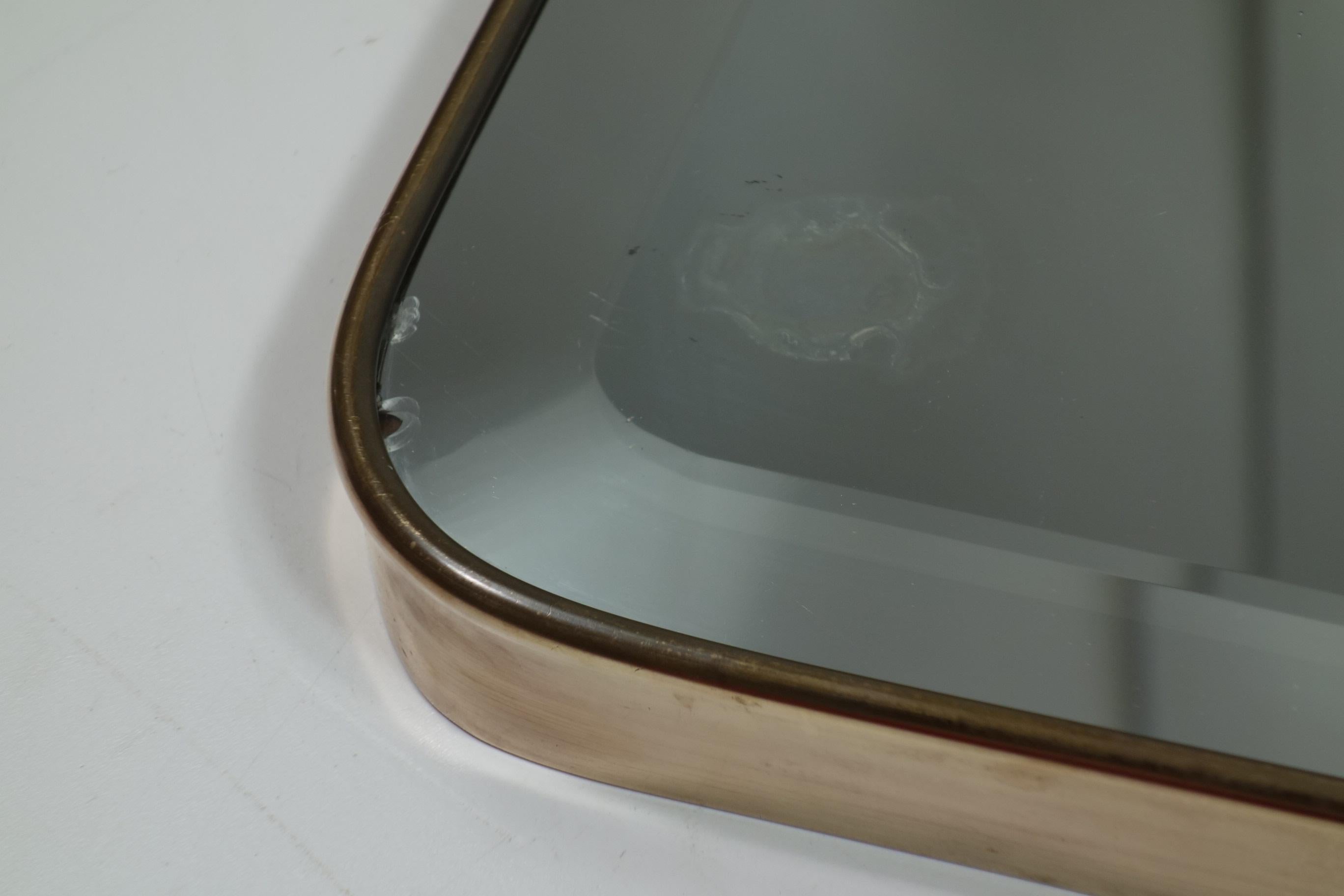 Ottone 1930 Specchio da parete in ottone di design moderno Art&Deco italiano in vendita
