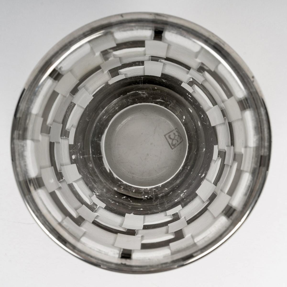 French 1930 Jean Luce - Vase Art Deco Modernist Frosted Glass With Silver Enamel