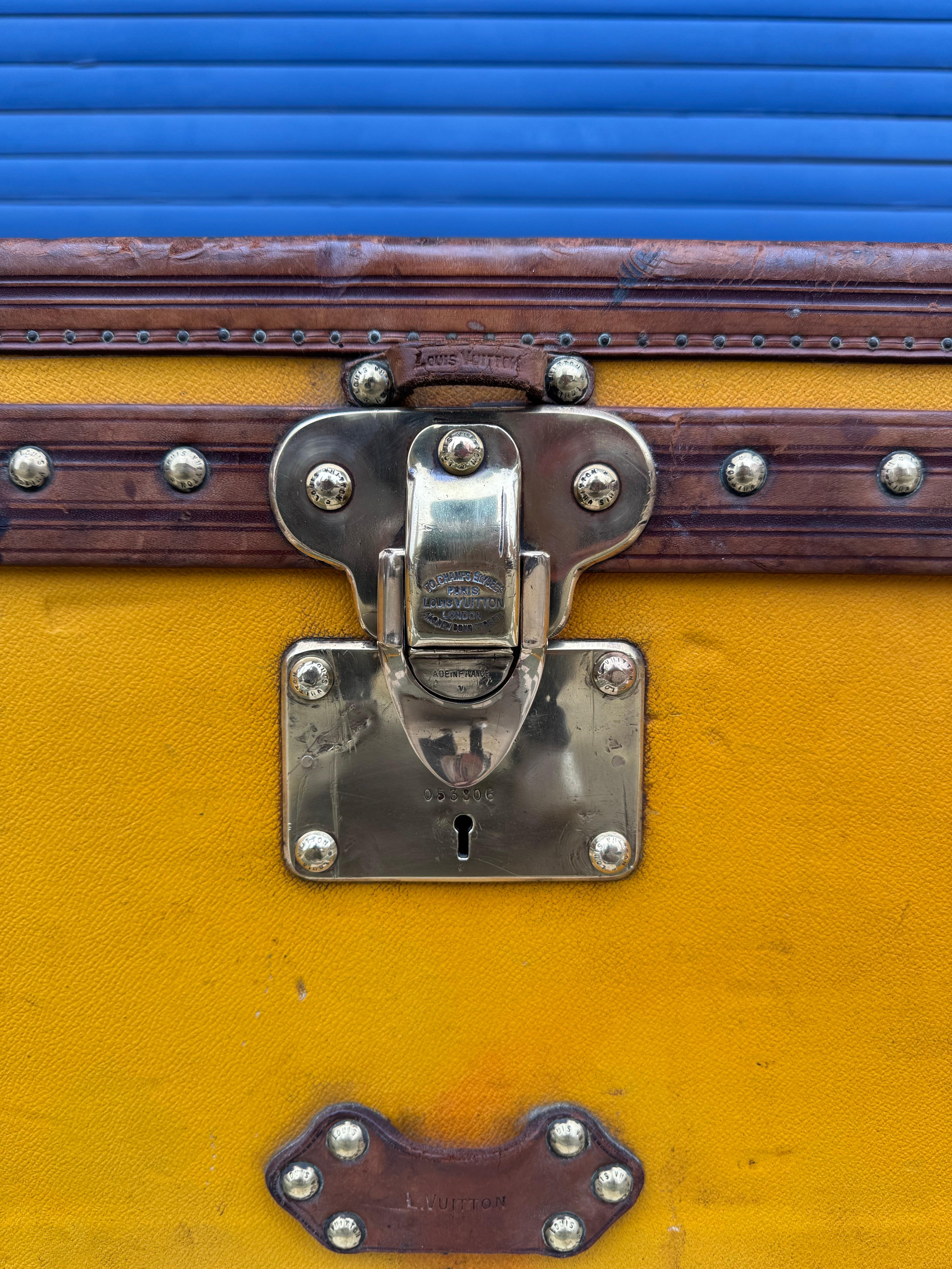 1930 Louis Vuitton 'Vuittonite' Baule Cabine In condizioni buone in vendita a Daventry, GB