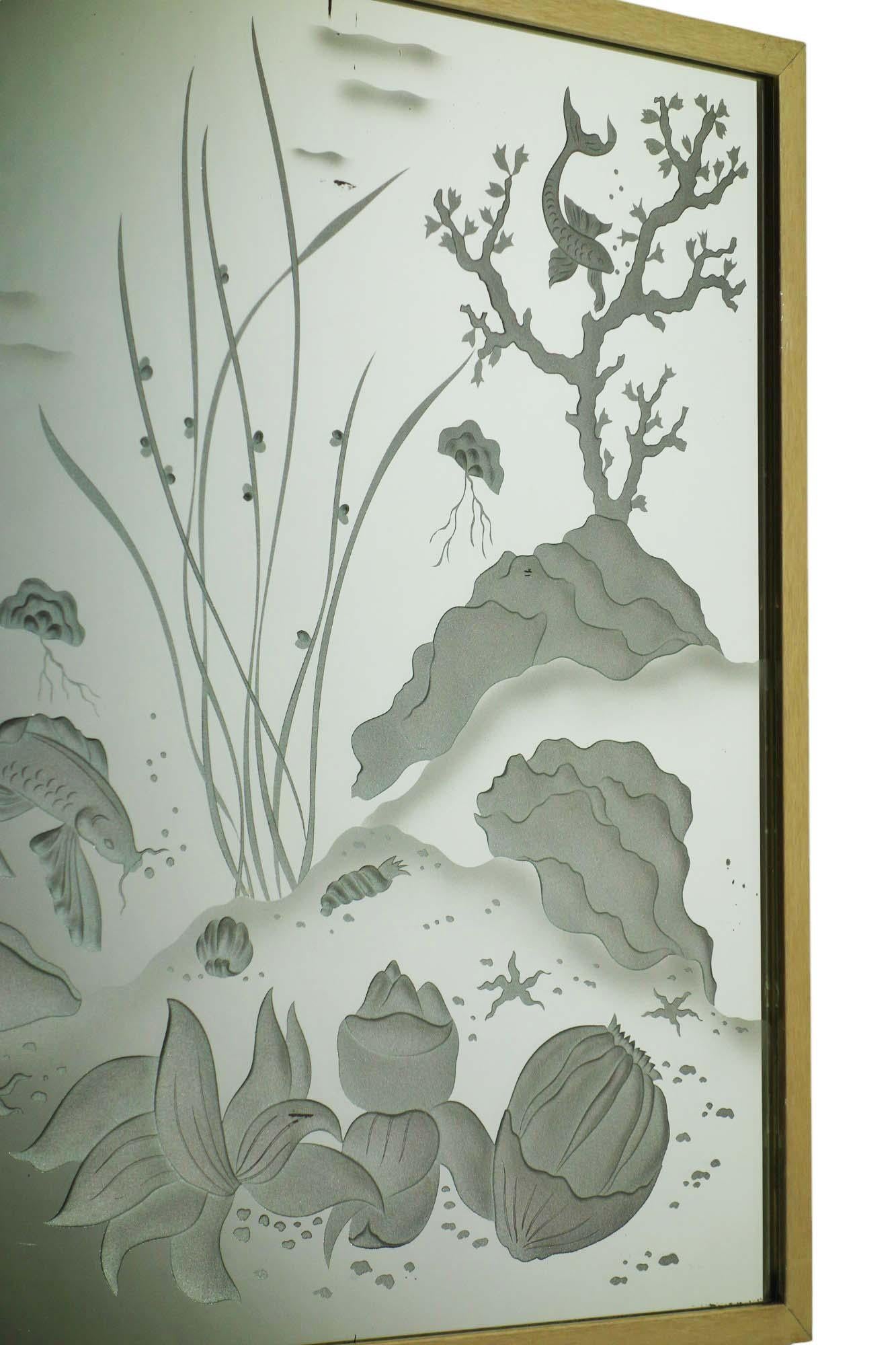 1930 Luigi Brusotti Meeresboden Gravierte Fischmuschel Italienischer Art Deco Wandspiegel (Mitte des 20. Jahrhunderts) im Angebot