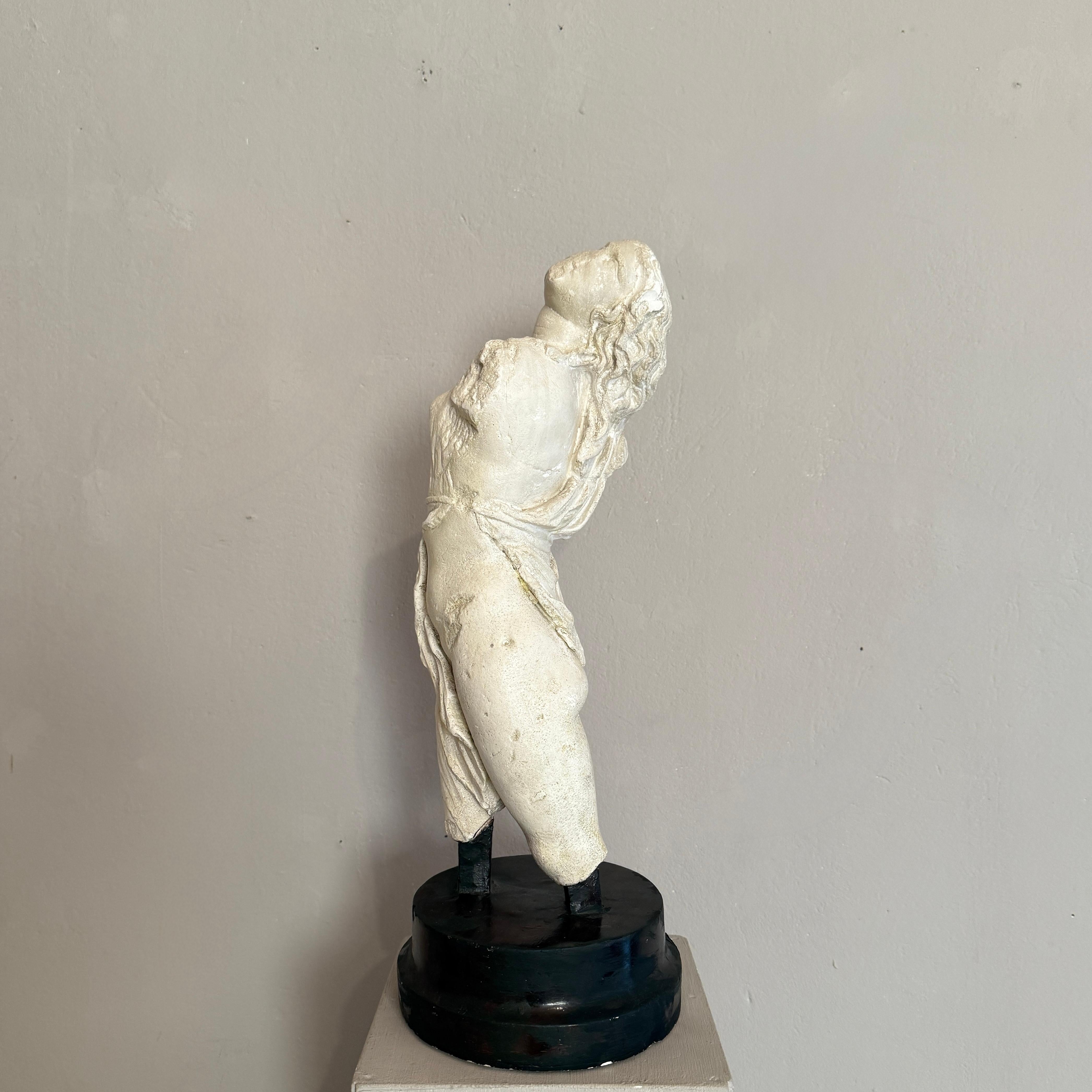 Metà XX secolo 1930 Museo Scultura in gesso 