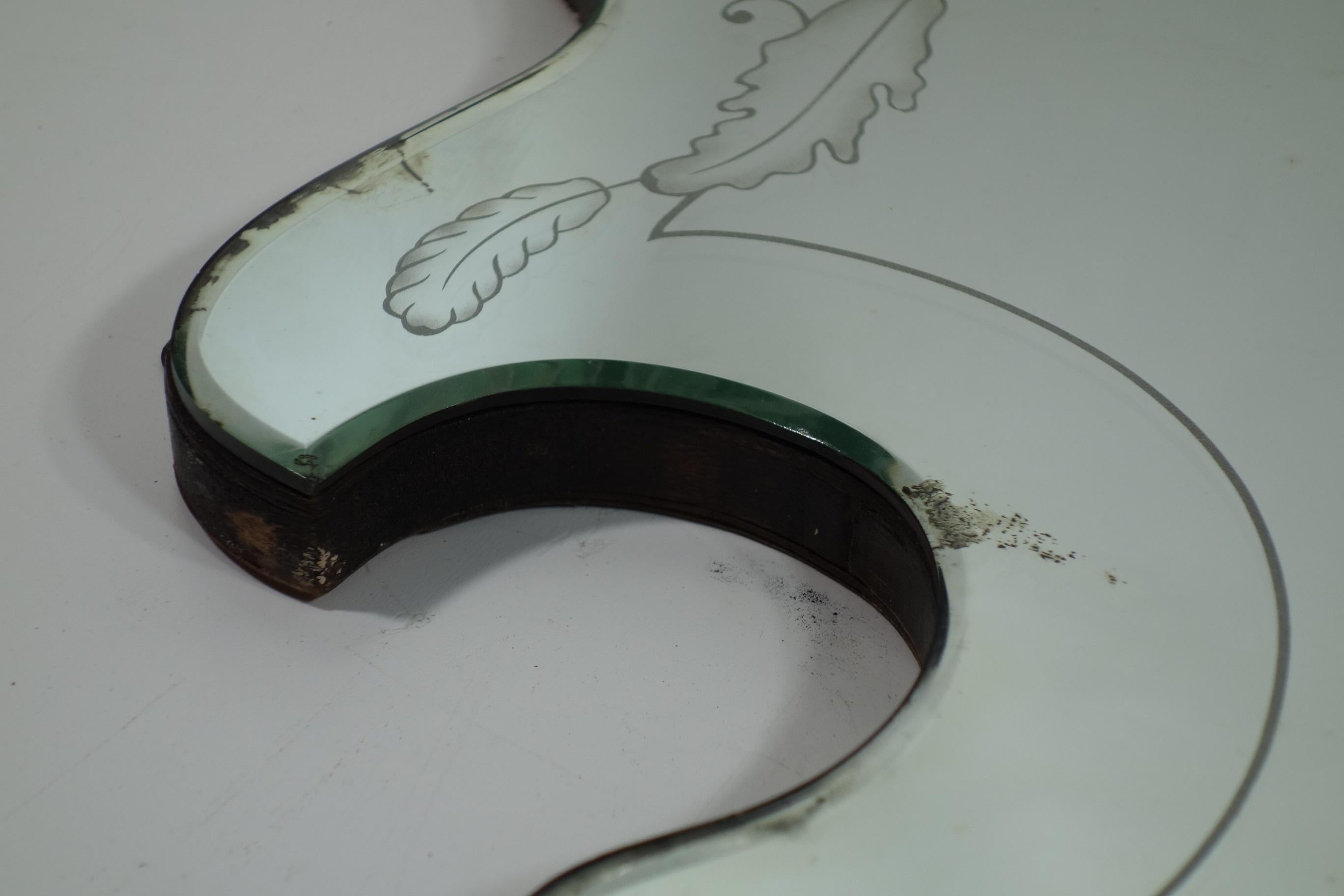 1930 Pietro Chiesa Art Deco Espejo de pared italiano de cristal grabado Vidrio cortado en venta