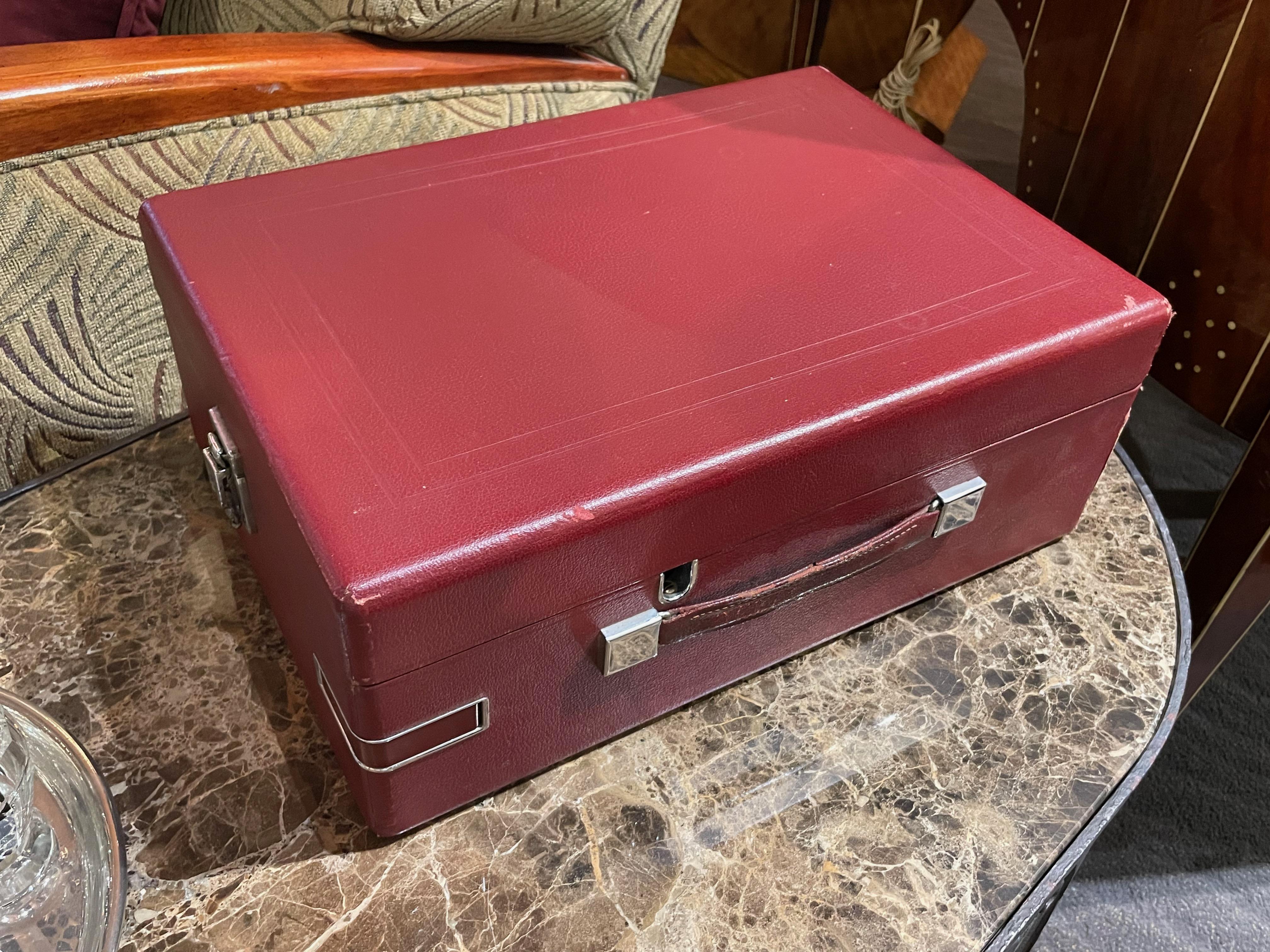 1930 Portable Gramophone His Master's Voice Original Red Covered Finish 3