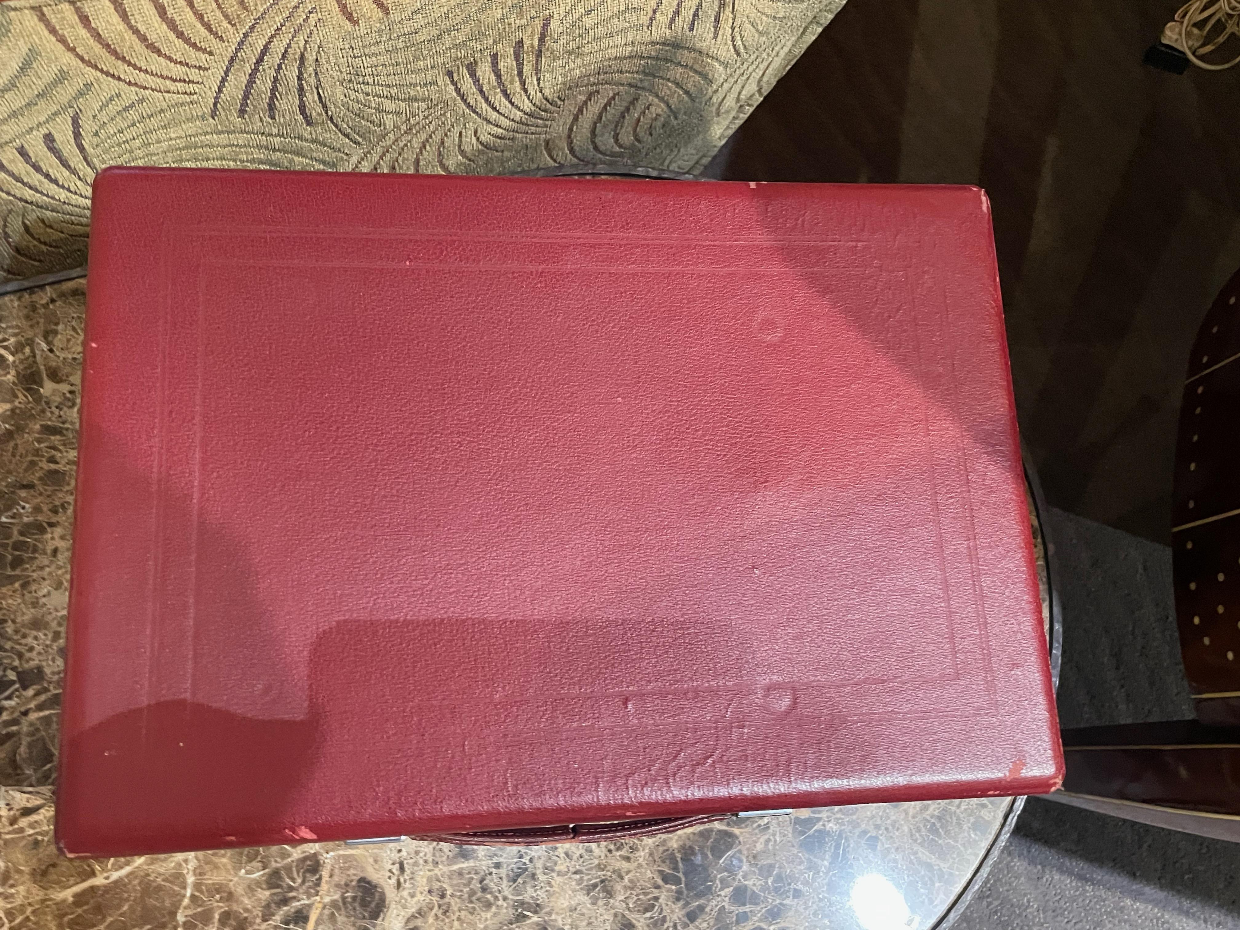 1930 Portable Gramophone His Master's Voice Original Red Covered Finish 4