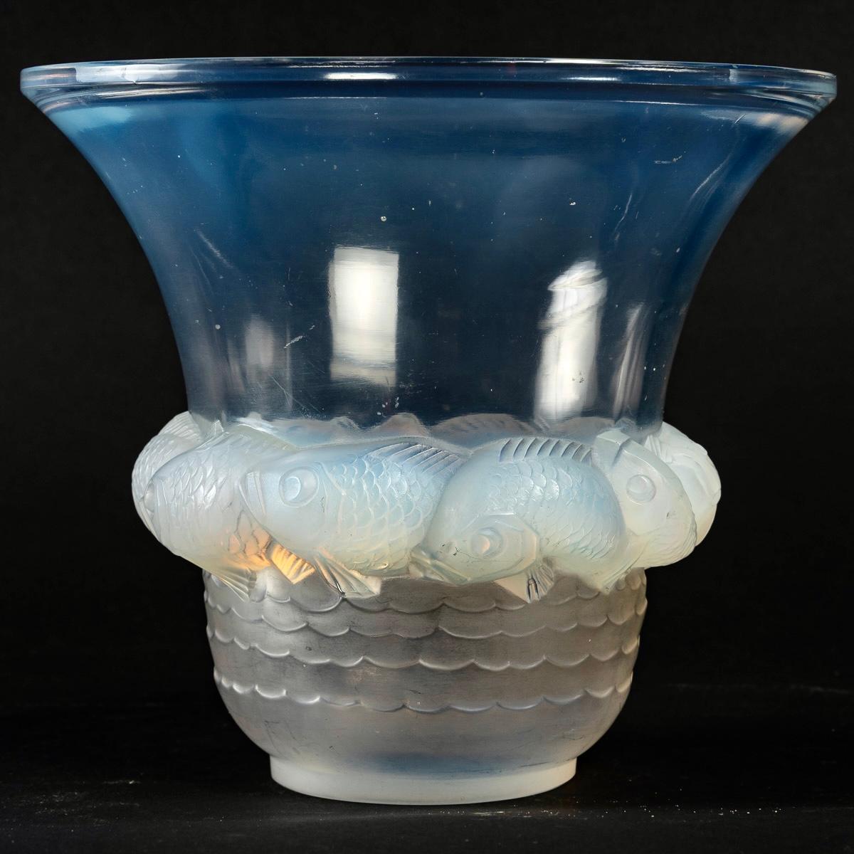 French 1930 René Lalique Piriac Vase in Opalescent Glass, Fishes