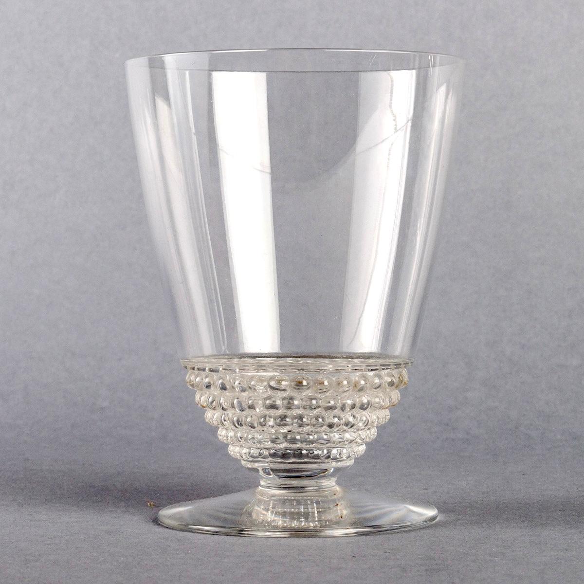 Mid-20th Century 1930 René Lalique Set of 32 Pieces Nippon, 30 Glasses, 1 Pitcher, 1 Decanter