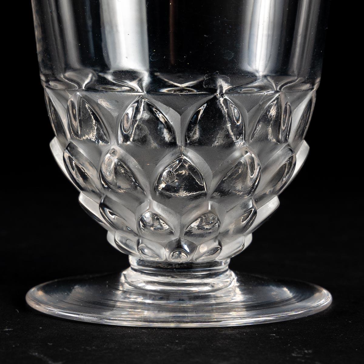 Art Deco 1930 Rene Lalique Set of 8 Water Glasses Saint Cyr Glass