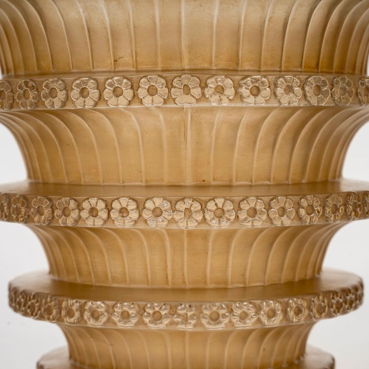 Art Deco 1930 René Lalique - Vase Chevreuse Frosted Glass With Sepia Patina