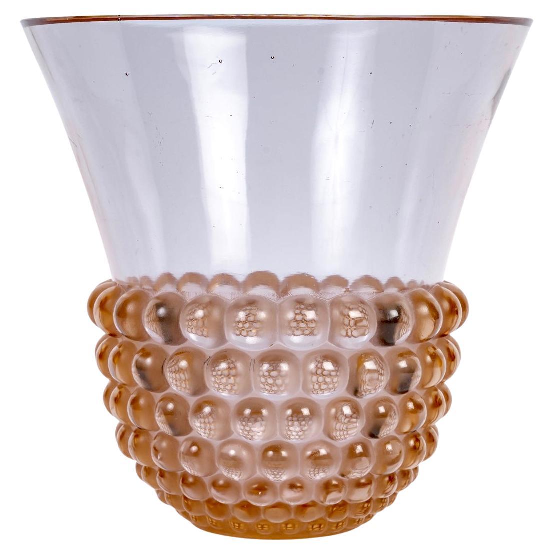 1930 Rene Lalique Vase Graines Alexandrite Glass