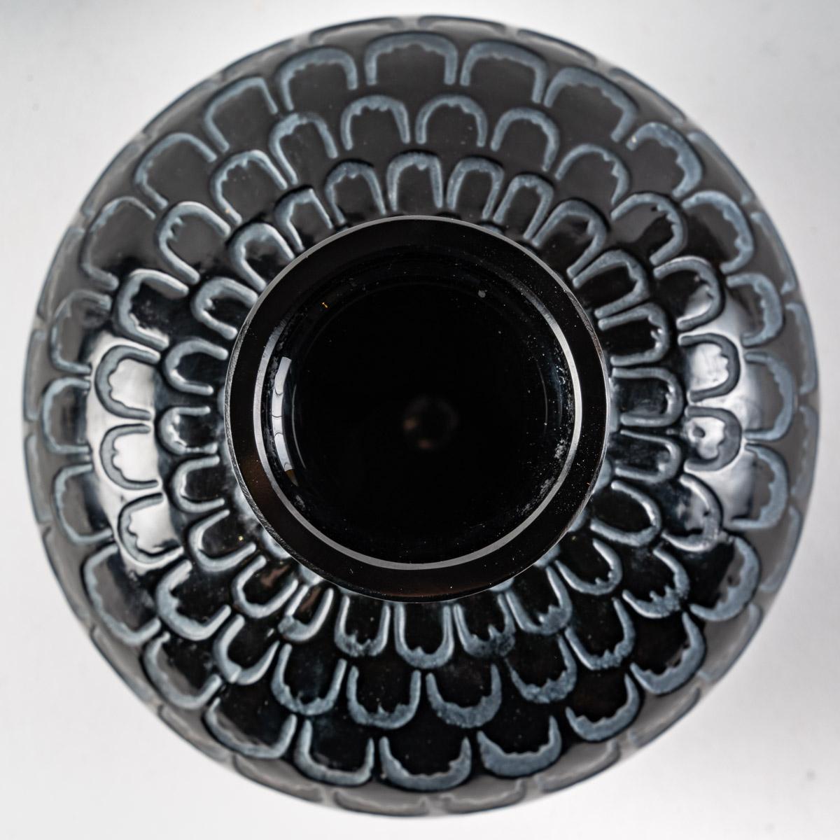 Molded 1930 René Lalique, Vase Grenade Black Glass with White Patina