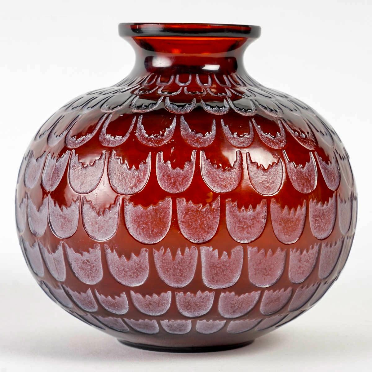 Art Deco 1930 Rene Lalique Vase Grenade Red Amber Glass with White Patina For Sale