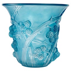 1930 René Lalique, Vase Mures Frosted Glass with Electric Blue Patina
