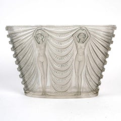 1930 René Lalique Vase Terpsichore Glass with Blue Grey Patina