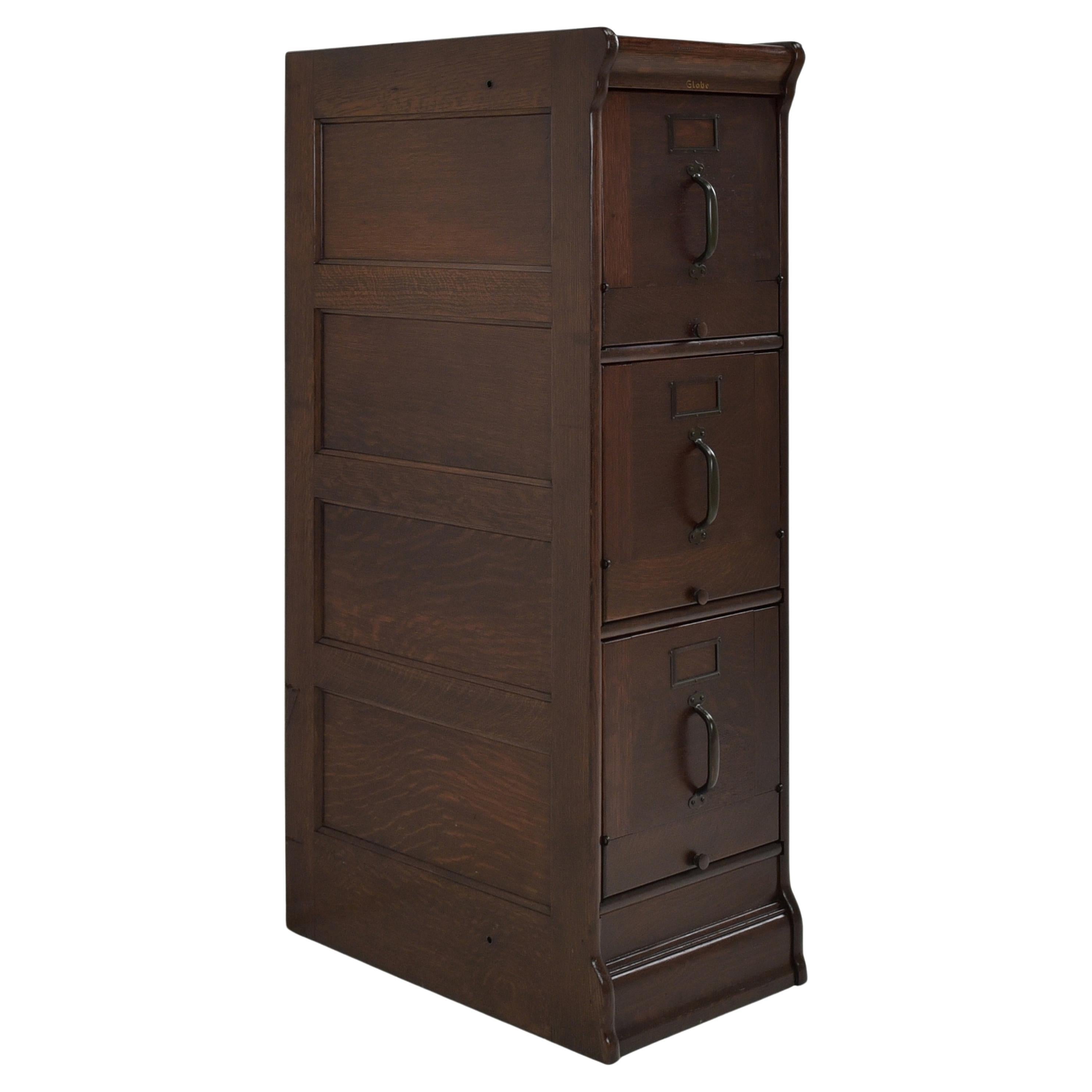 1930 restored Globe-Wernicke filing cabinet oak drawer cabinet antique For Sale