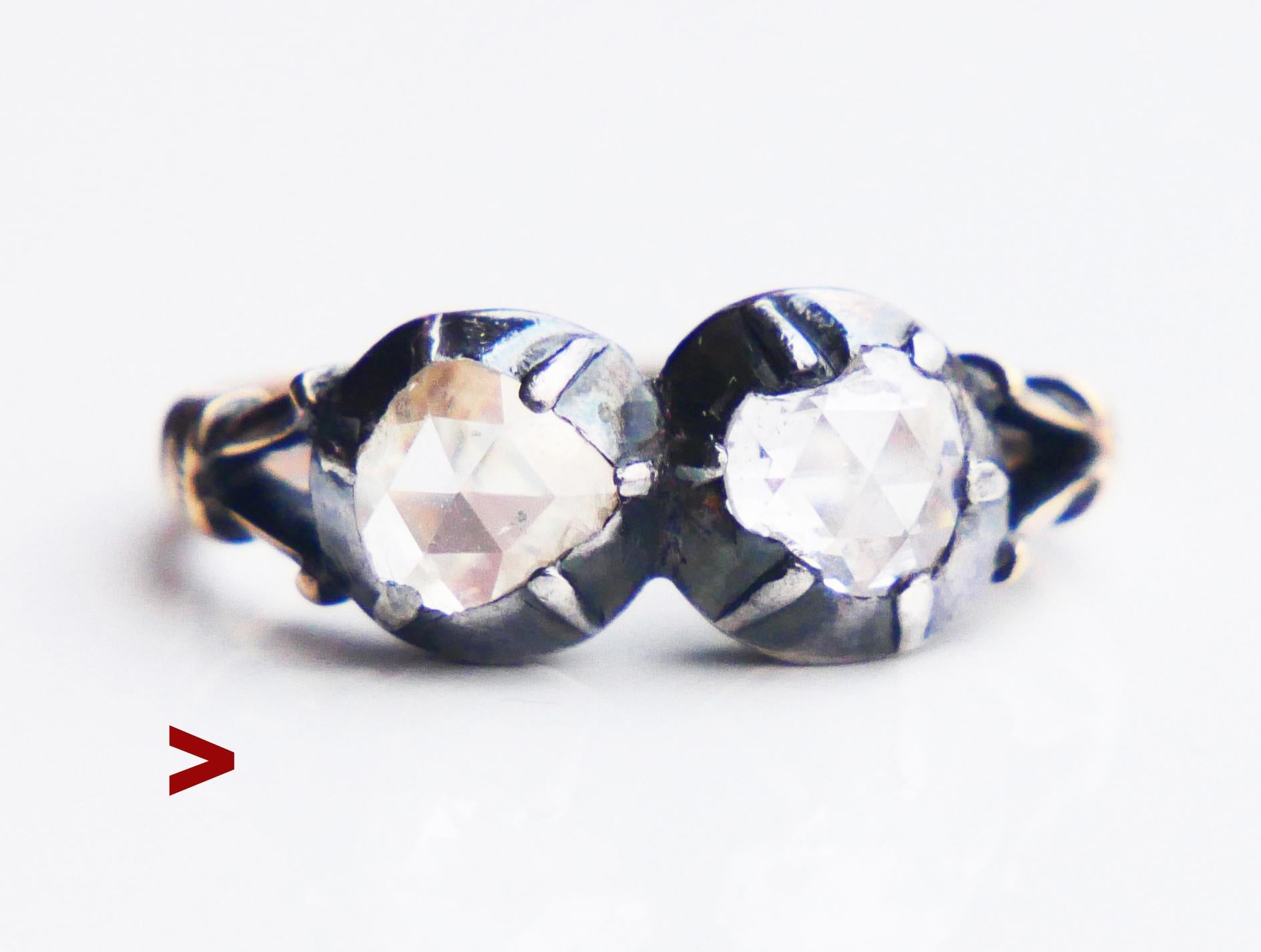Bague suédoise de style Renaissance en or massif 18 carats avec deux anneaux en argent contenant deux diamants naturels taillés en rose d'environ 5,5 mm de diamètre, 1,3 mm et 1,7 mm de profondeur / environ 0,75 carat chacun, de couleur environ. Ø