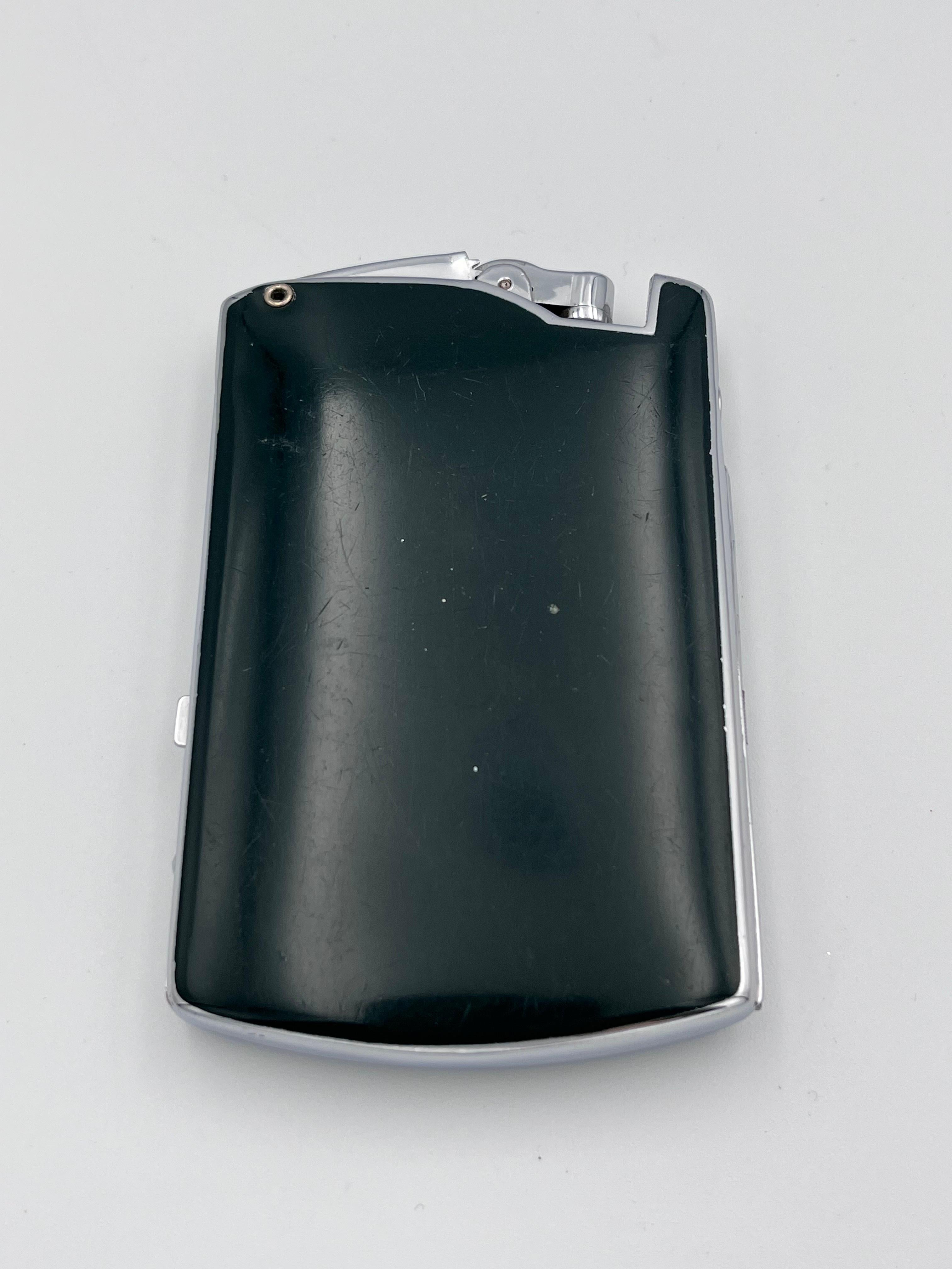 Art déco 1930 Ronson Tuxedo Art Deco Mint and Kelly Green Cigarette Lighter / Case Combo en vente