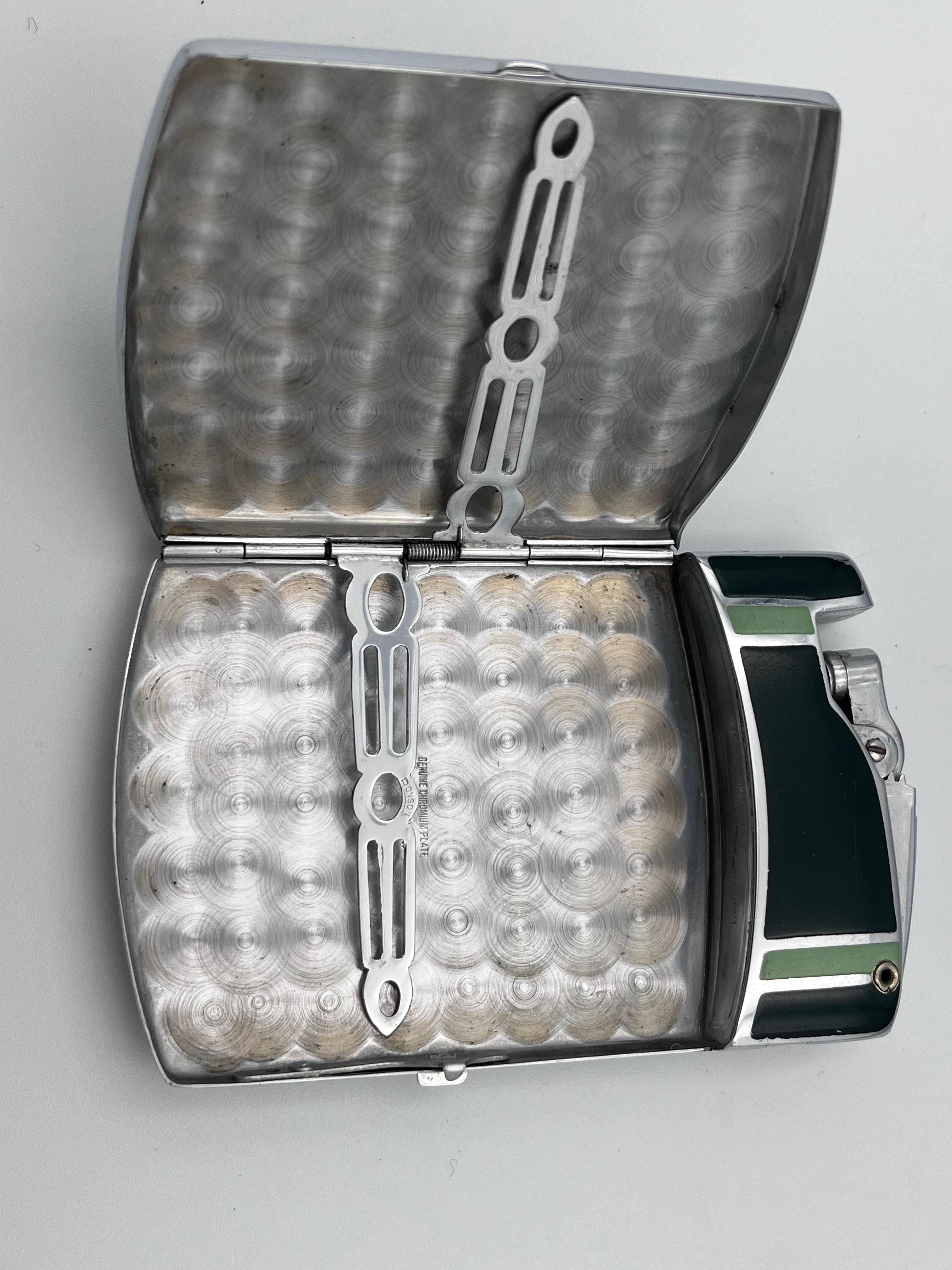 Américain 1930 Ronson Tuxedo Art Deco Mint and Kelly Green Cigarette Lighter / Case Combo en vente